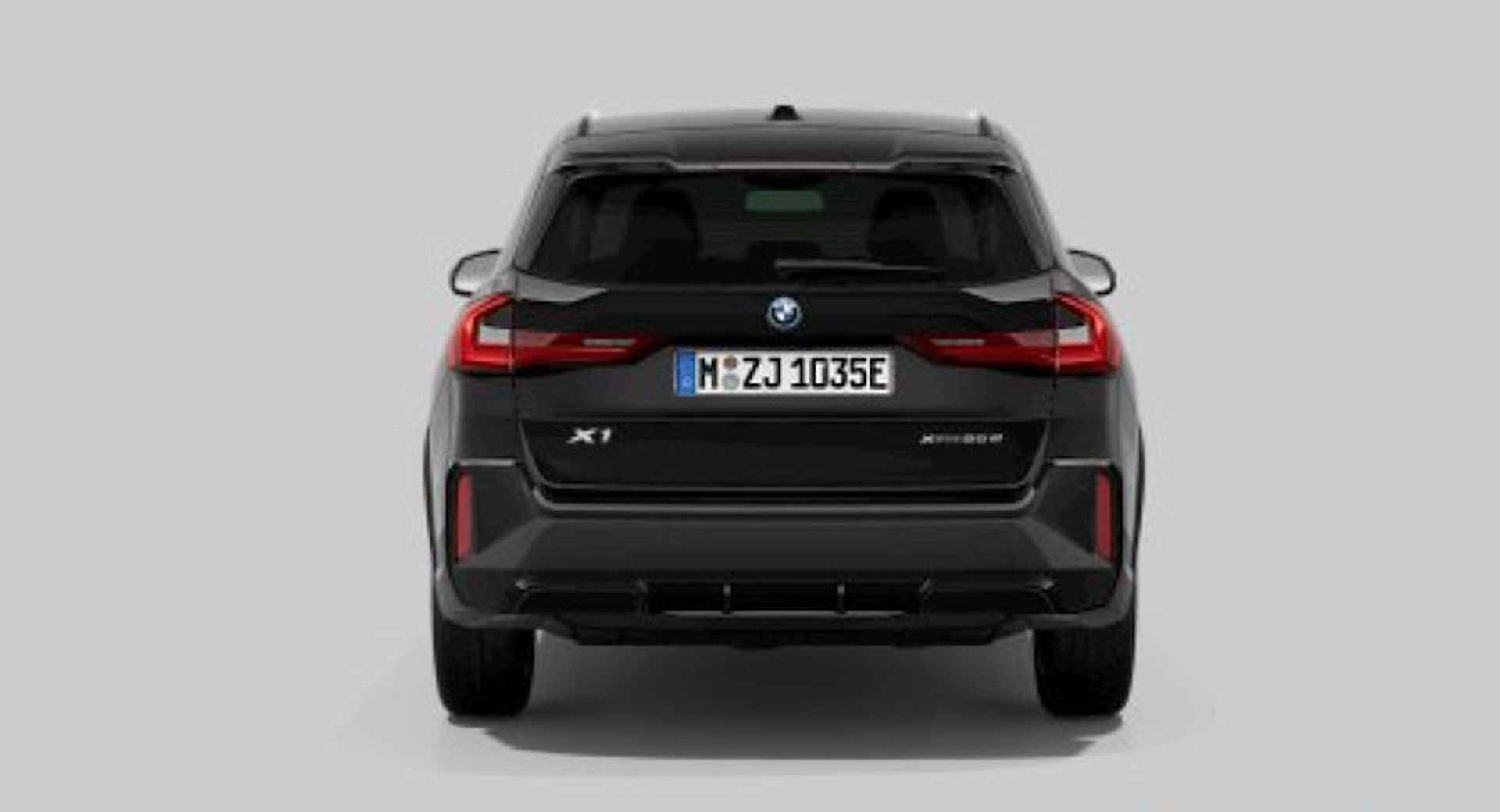 BMW X1 xDrive25e M Sport - Elektrisch verwarmde voorstoelen - Driving Assistant Plus - Comfort Access - Getinte ruiten - Sportstoelen - Automatisch dimmende binnenspiegel - Grootlichtassistent - M Sportstuurwiel - - 7/18