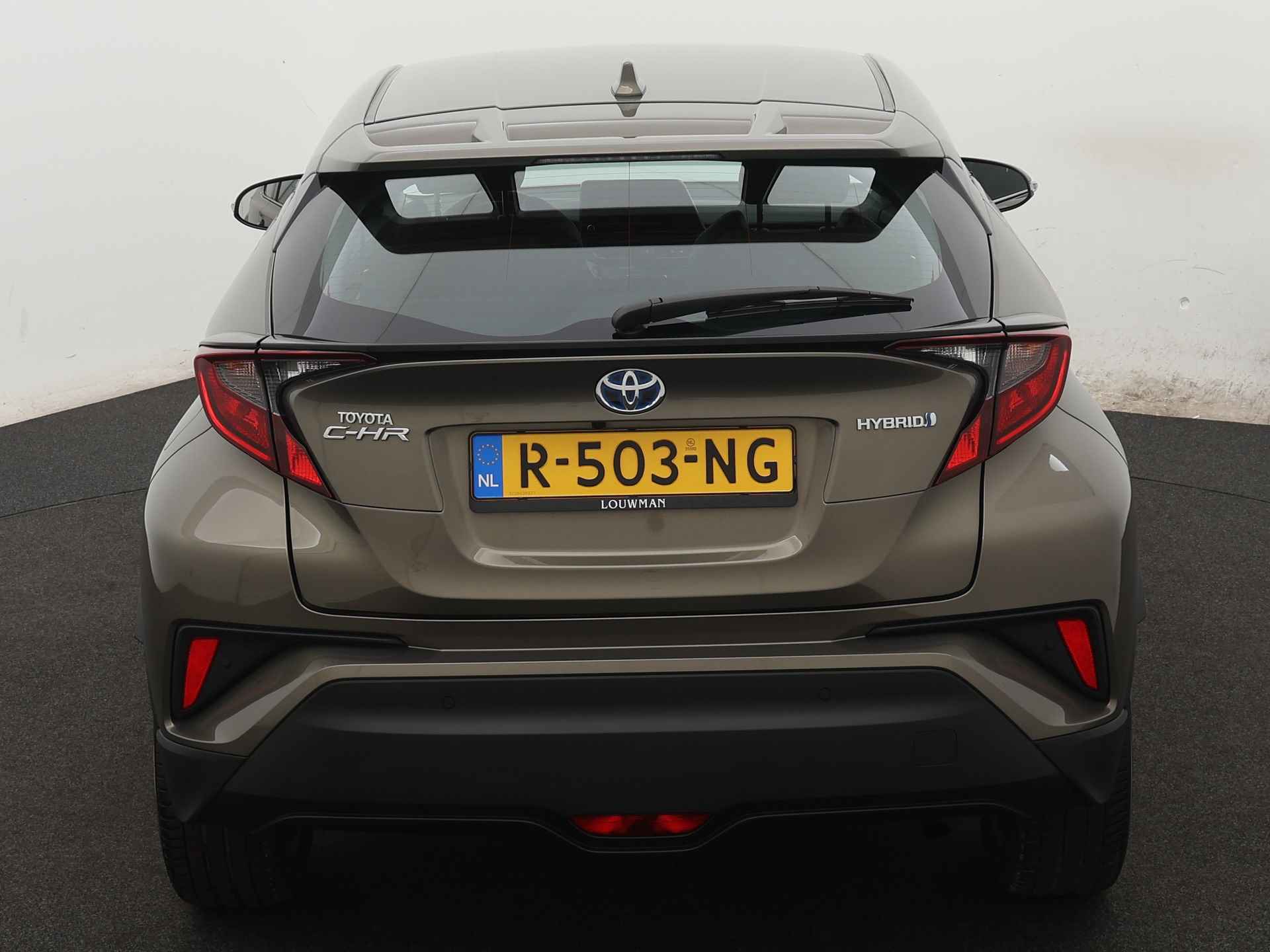 Toyota C-HR 1.8 Hybrid Dynamic | Navigatie | LED Verlichting | 01-06 DVL CF - 30/45
