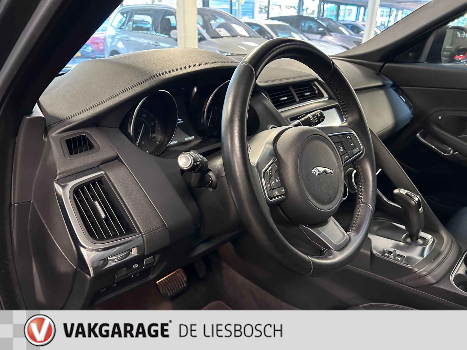 Jaguar E-PACE 2.0 P200 AWD PANO/ Leder/ Navi/camera/ Led/zeer netjes orig ned - 10/31