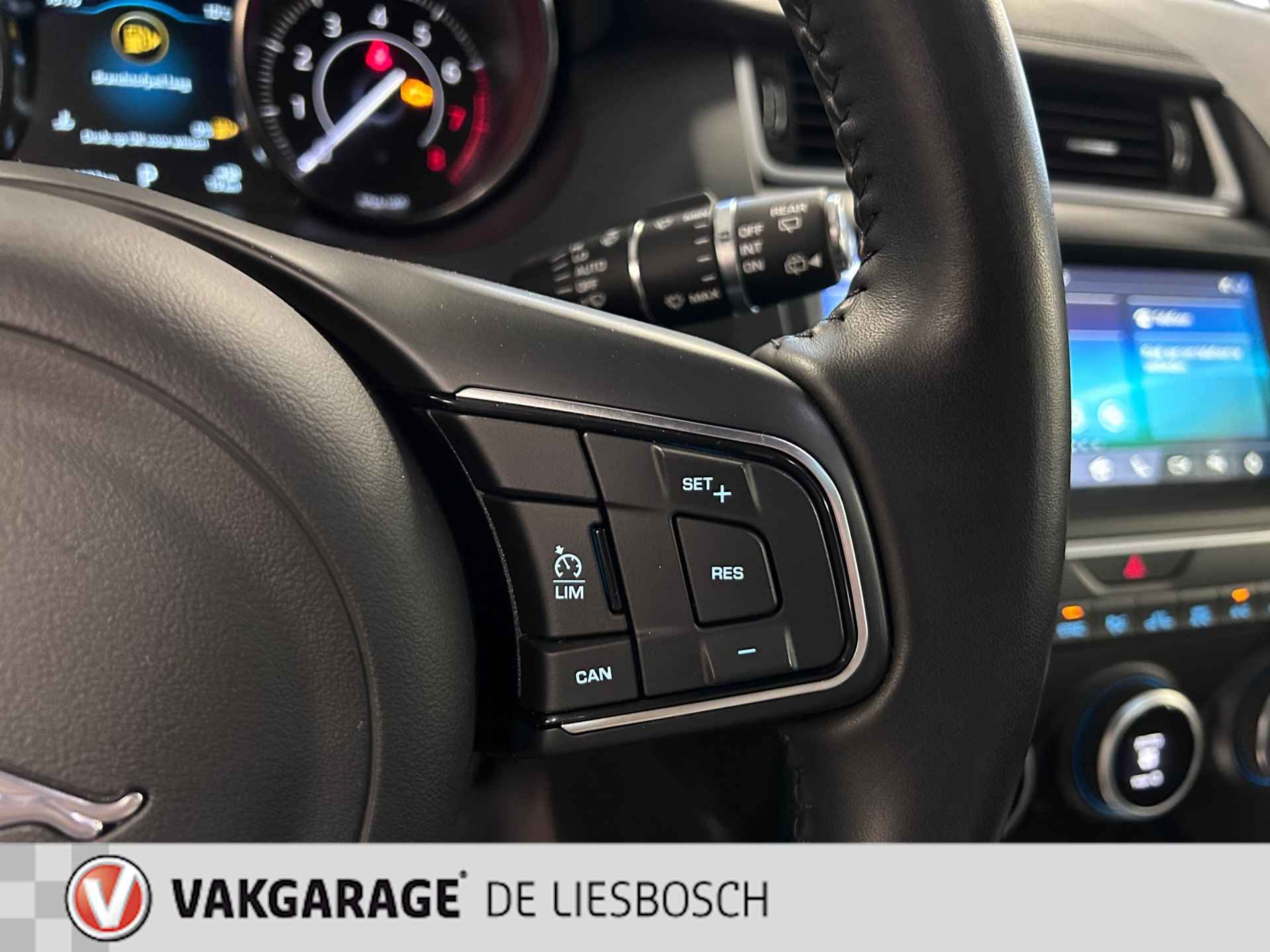 Jaguar E-PACE 2.0 P200 AWD PANO/ Leder/ Navi/camera/ Led/zeer netjes orig ned - 24/31