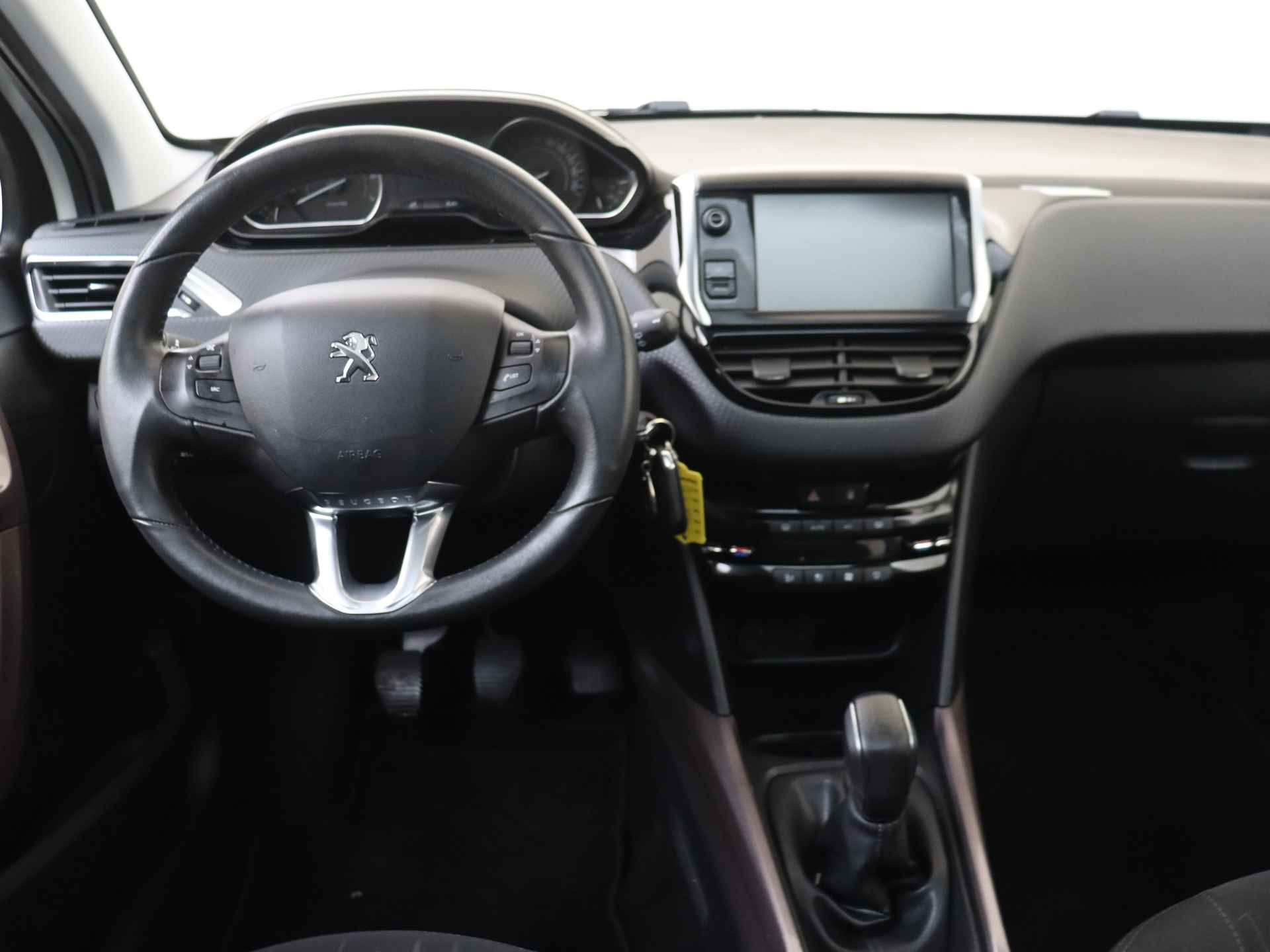 Peugeot 2008 1.2 PureTech 110PK Allure | Trekhaak | Panoramadak | Parkeerhulp | - 6/30