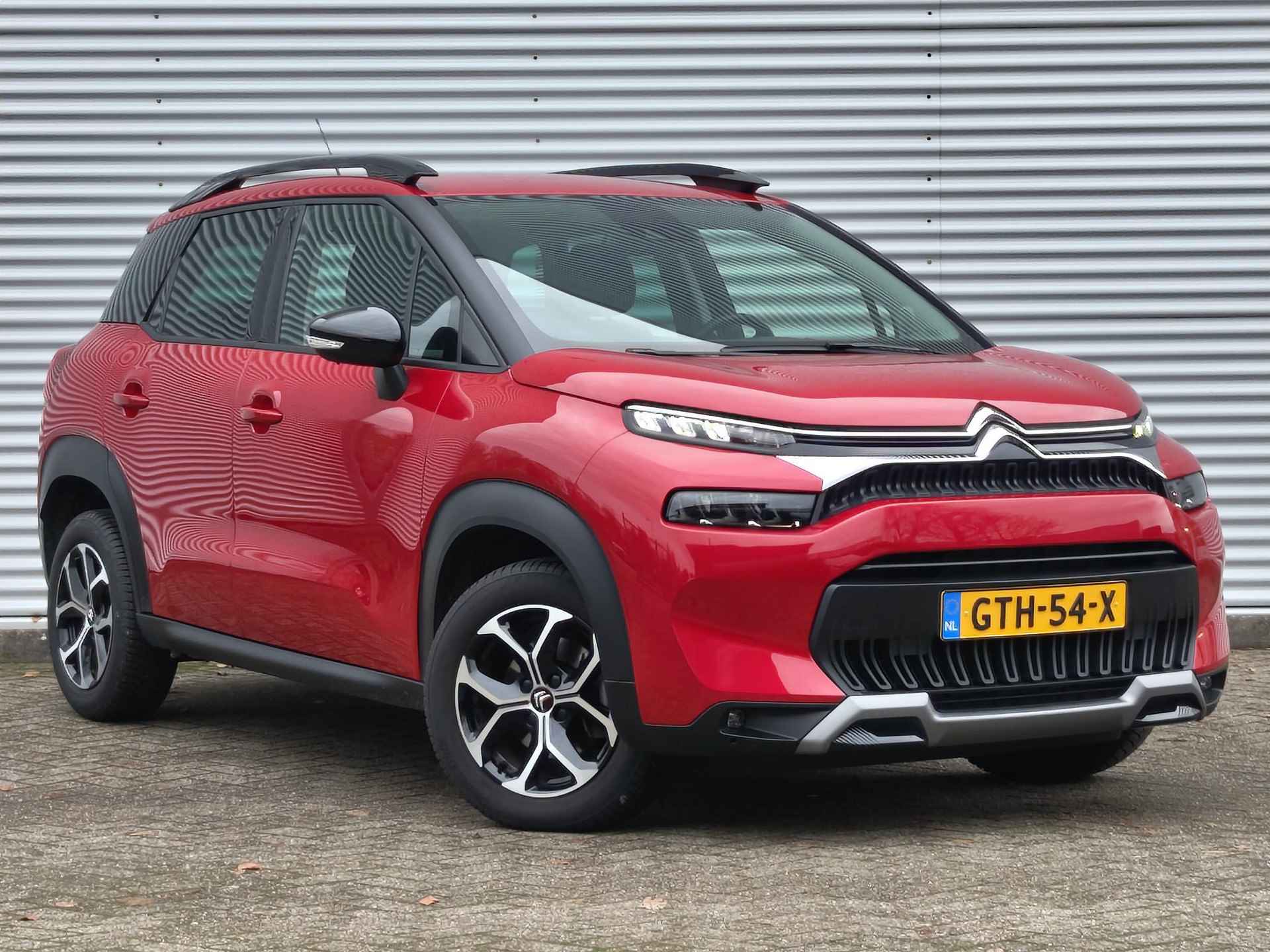 Citroën C3 Aircross SUV Shine 1.2 PureTech 130pk EAT6 AUTOMAAT | CAMERA | APPLE CARPLAY / ANDROID AUTO | 16" LM-VELGEN | STOEL+VOORRUITVERWARMING | KEYLESS | DAB | CRUISE CONTROL | - 4/53