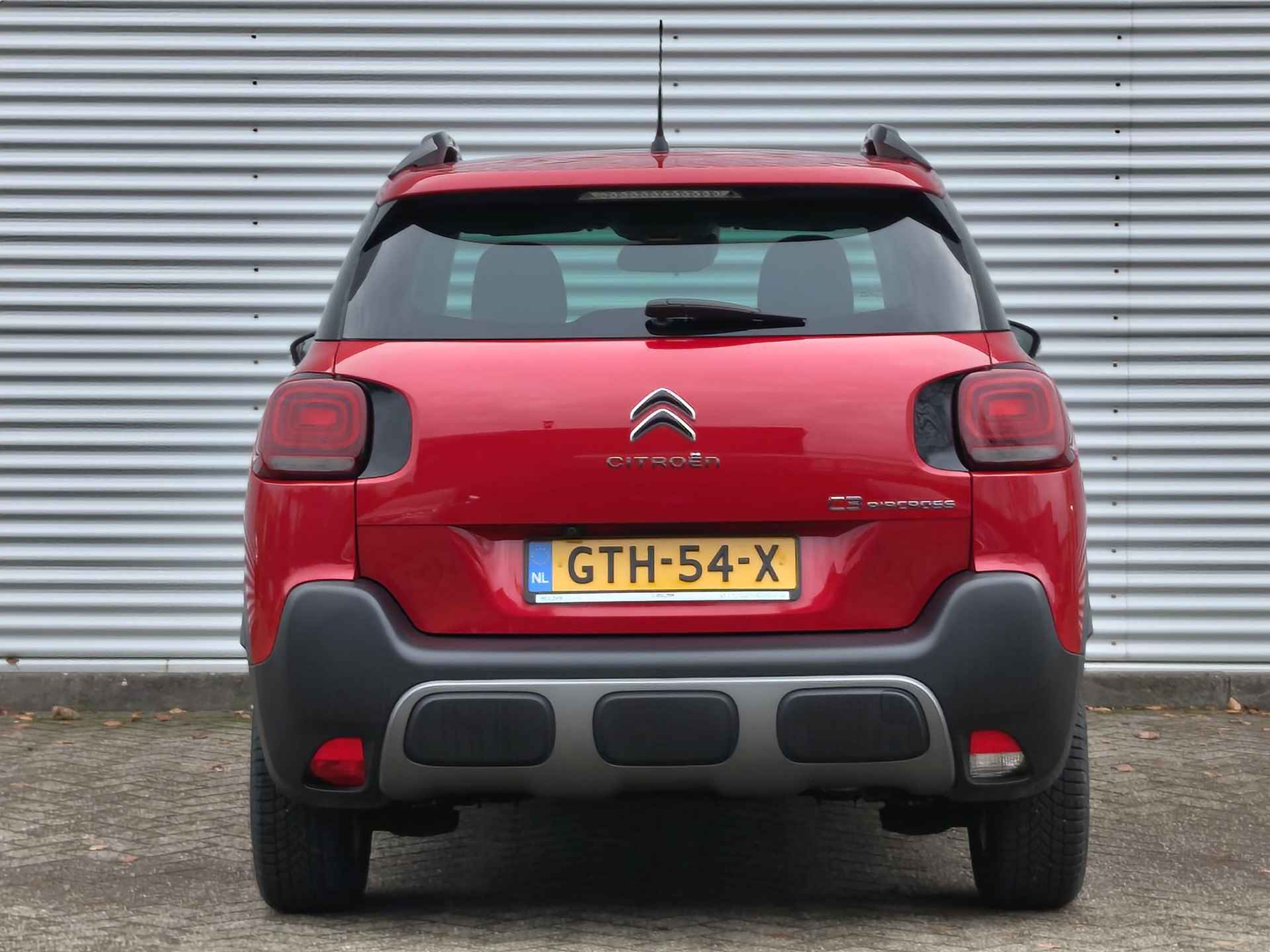 Citroën C3 Aircross SUV Shine 1.2 PureTech 130pk EAT6 AUTOMAAT | CAMERA | APPLE CARPLAY / ANDROID AUTO | 16" LM-VELGEN | STOEL+VOORRUITVERWARMING | KEYLESS | DAB | CRUISE CONTROL | - 7/53