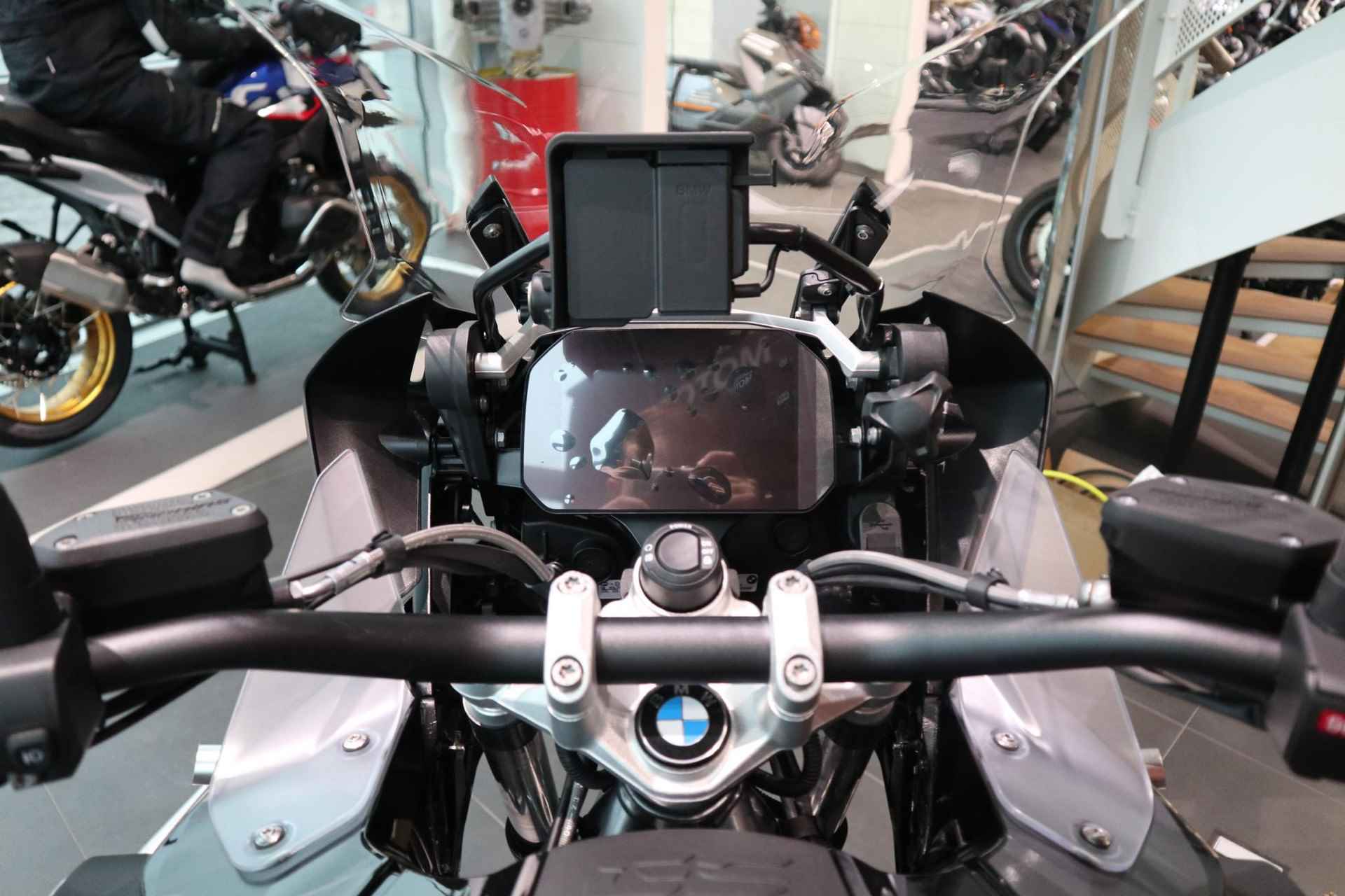 BMW  R 1250 GS Adventure | Comfort Package | Touring Package | Dynamic Package | Style Triple Black | Lights Package - 9/12