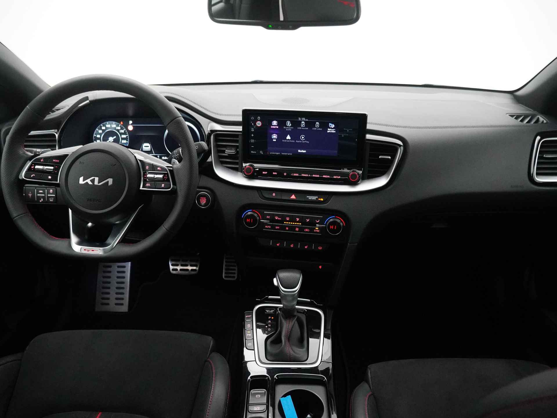Kia ProCeed GT 1.6 T-GDi 204PK Automaat - NL Auto! - Navigatie - LED koplampen - Apple Carplay/Android Auto - Fabrieksgarantie tot 08-2029 - 31/45
