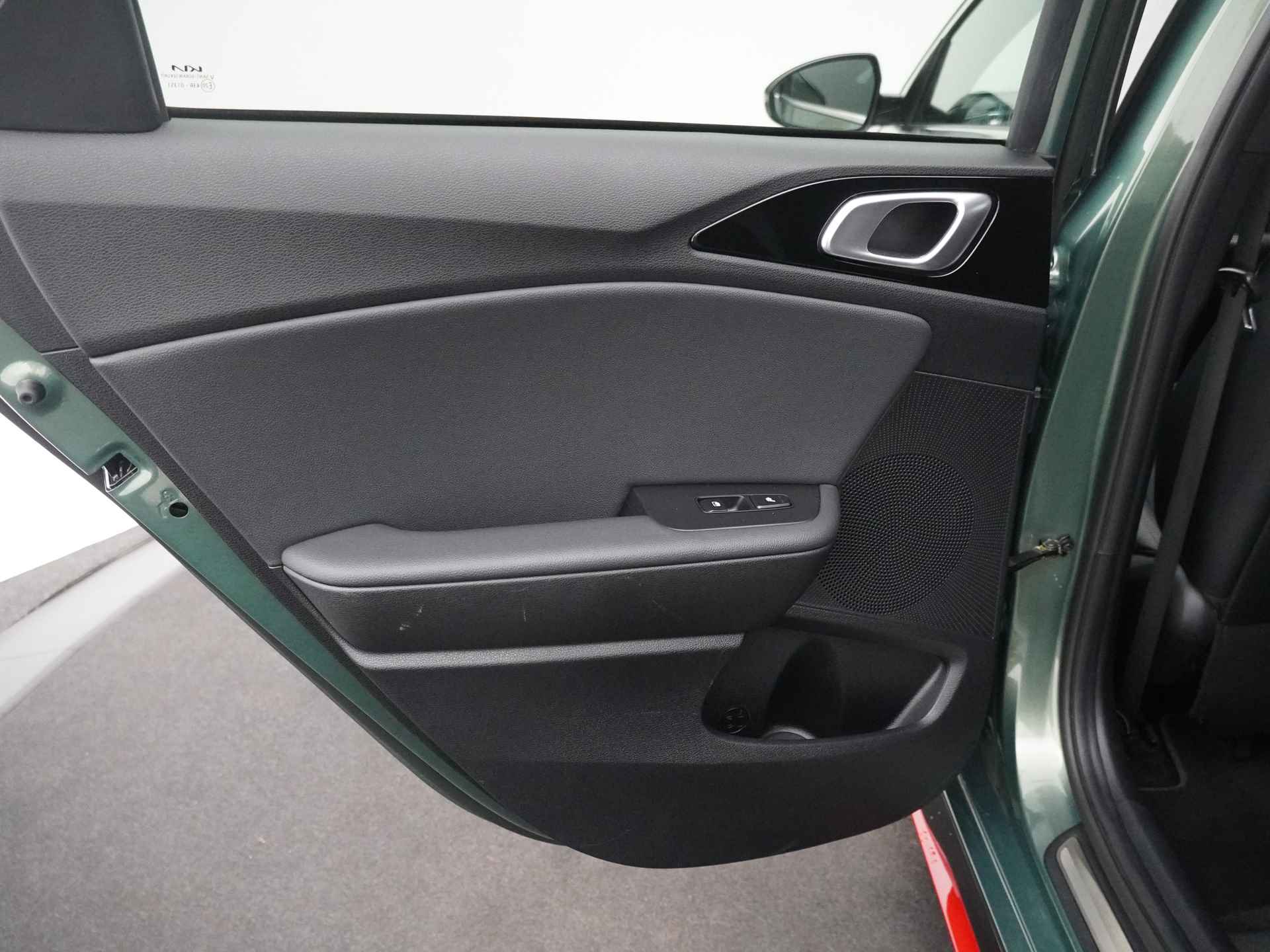 Kia ProCeed GT 1.6 T-GDi 204PK Automaat - NL Auto! - Navigatie - LED koplampen - Apple Carplay/Android Auto - Fabrieksgarantie tot 08-2029 - 34/45