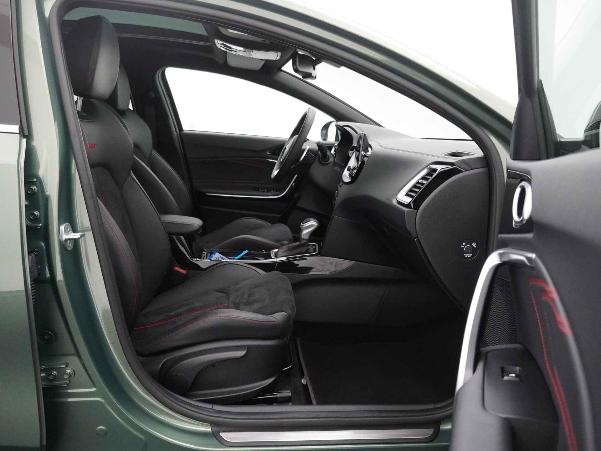 Kia ProCeed GT 1.6 T-GDi 204PK Automaat - NL Auto! - Navigatie - LED koplampen - Apple Carplay/Android Auto - Fabrieksgarantie tot 08-2029 - 36/45