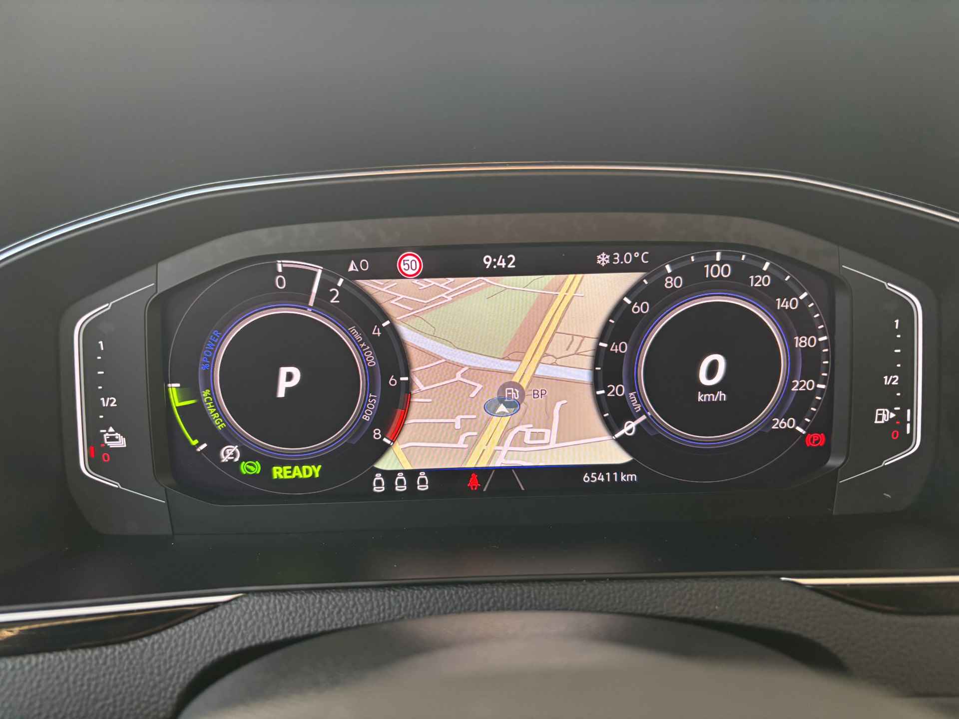 Volkswagen Passat Variant 1.4 TSI PHEV GTE Business Panorama schuifdak / 18 inch lichtmetaal / Travel Assist / Navigatie 'Discover Pro / Sfeerverlichting interieur / Zwarte Dakheme - 17/38