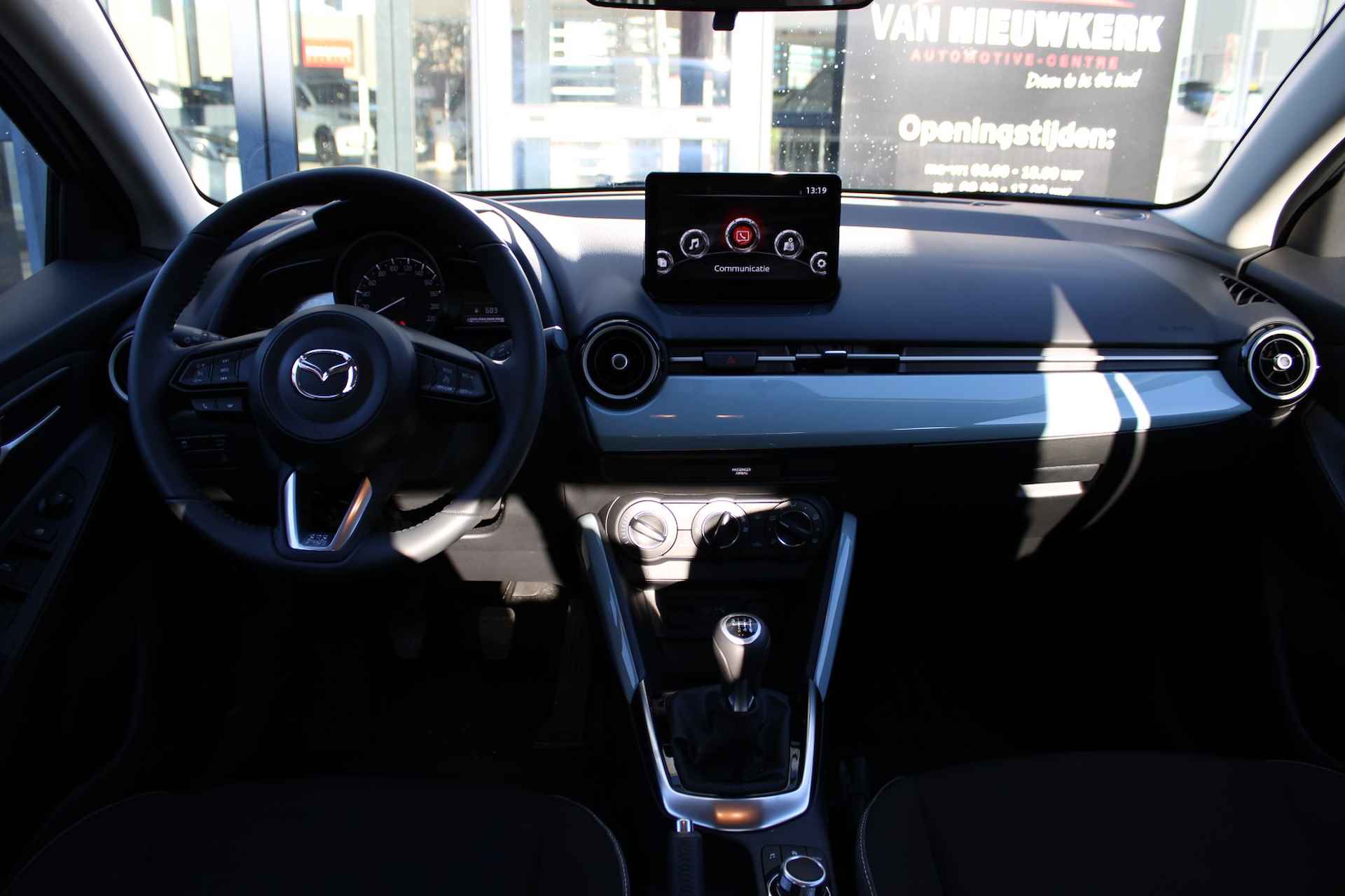 Mazda 2 1.5 SKYACTIV-G 90PK M-Hybrid Centre-Line Carplay Navigatie Led - 6/26