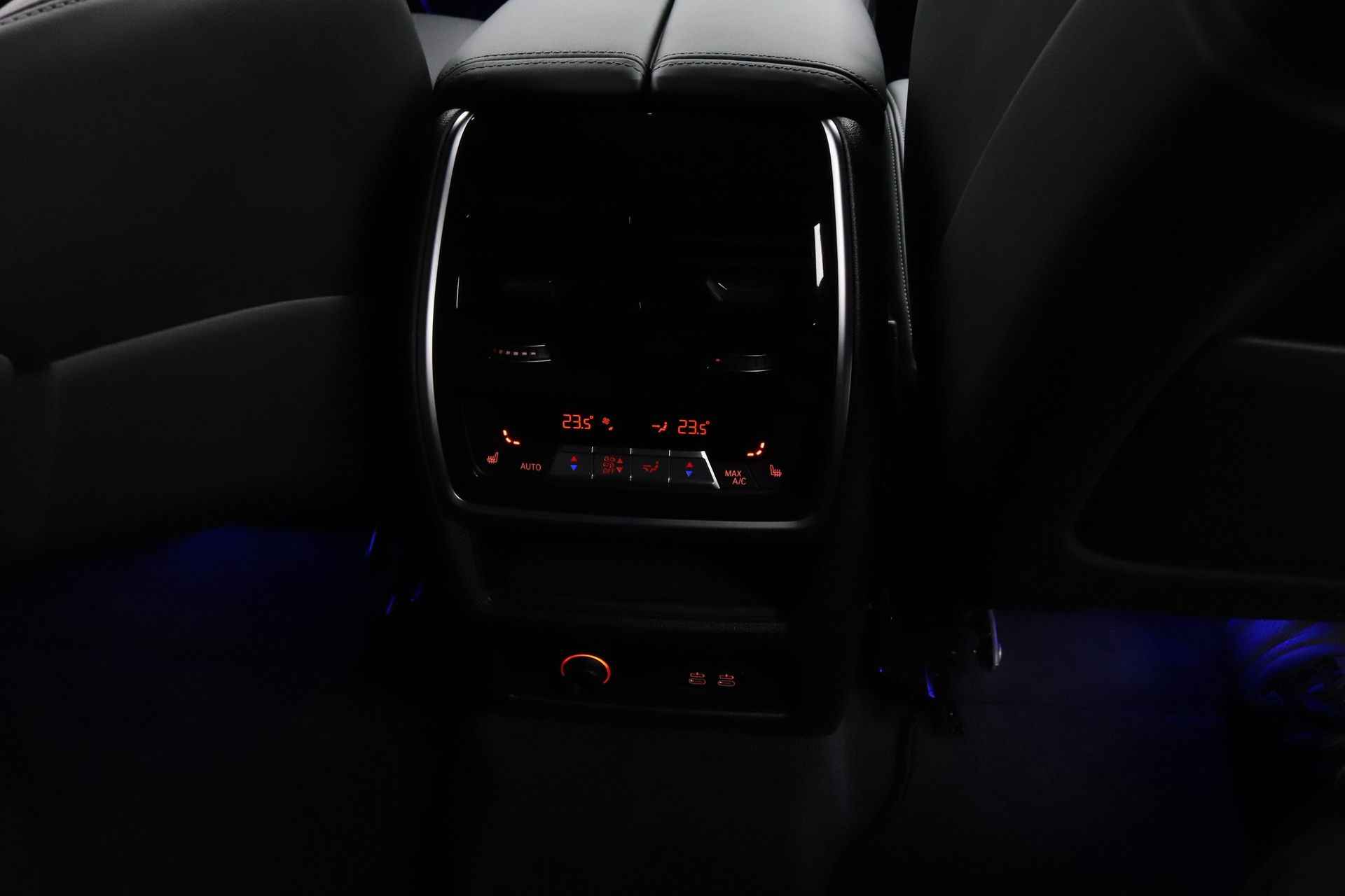 BMW XM PHEV 50e 30 kWh | DAB-Tuner | Hifi System Harman-Kardon | High Executive | BMW Gesture Control | - 25/31