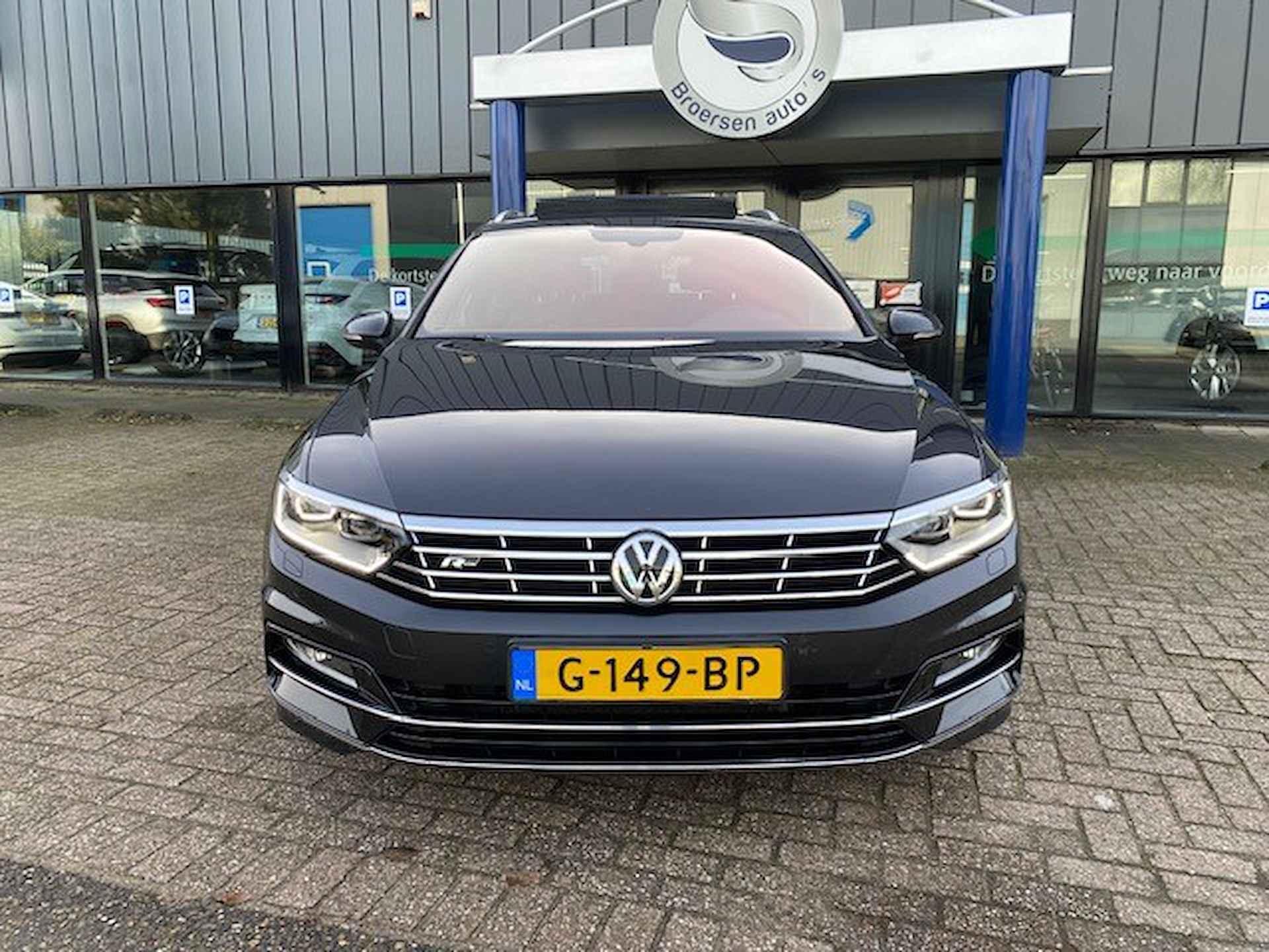 VOLKSWAGEN Passat Variant 1.5 TSI 150pk 7-DSG Highline Buss. R met Leer, Pano en DigiDash - 2/43