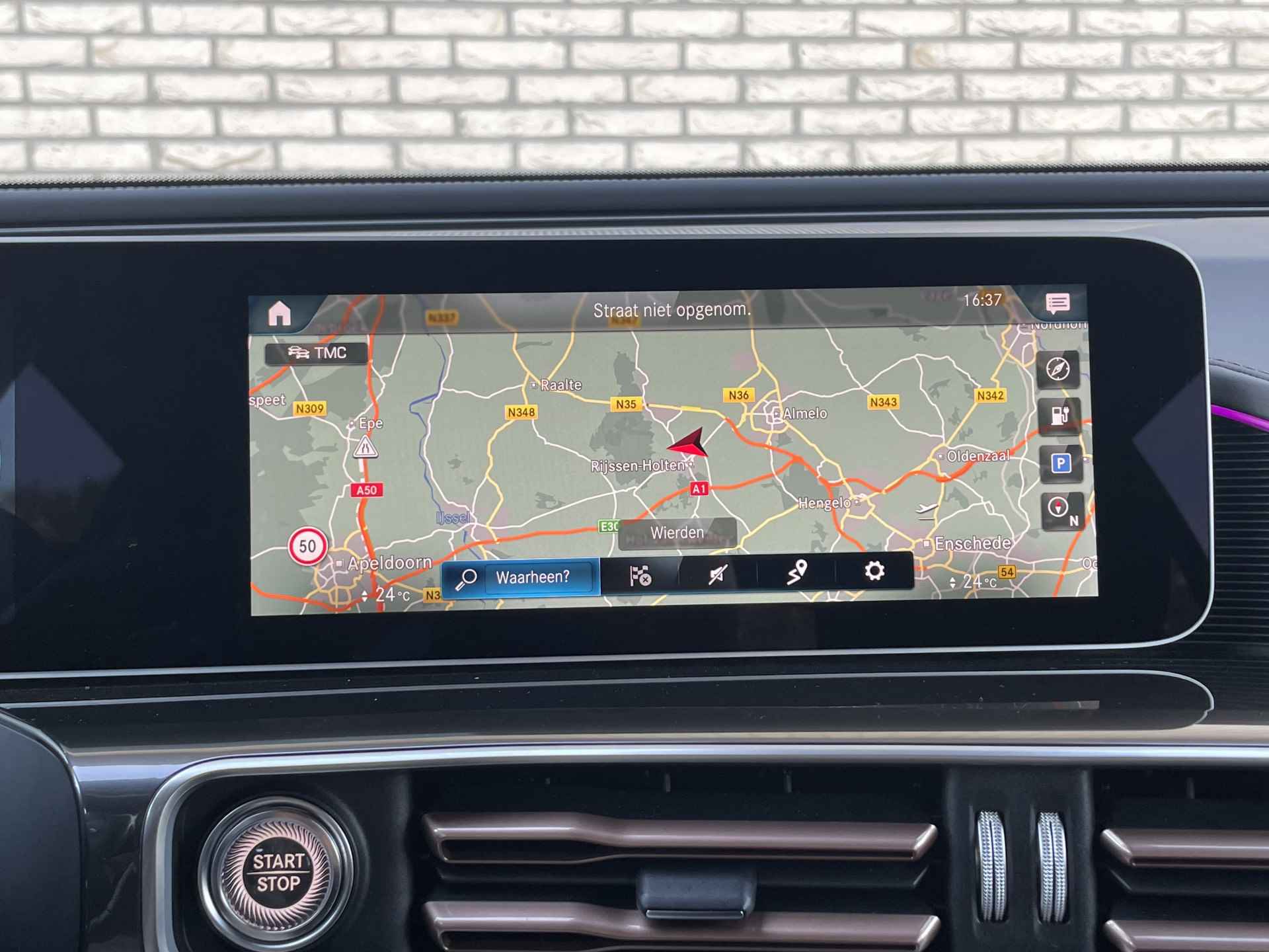 Mercedes-Benz EQC 400 4-Matic Business Solution AMG 80 kWh l Trekhaak l Carplay l *Set winterwielen* - 17/22