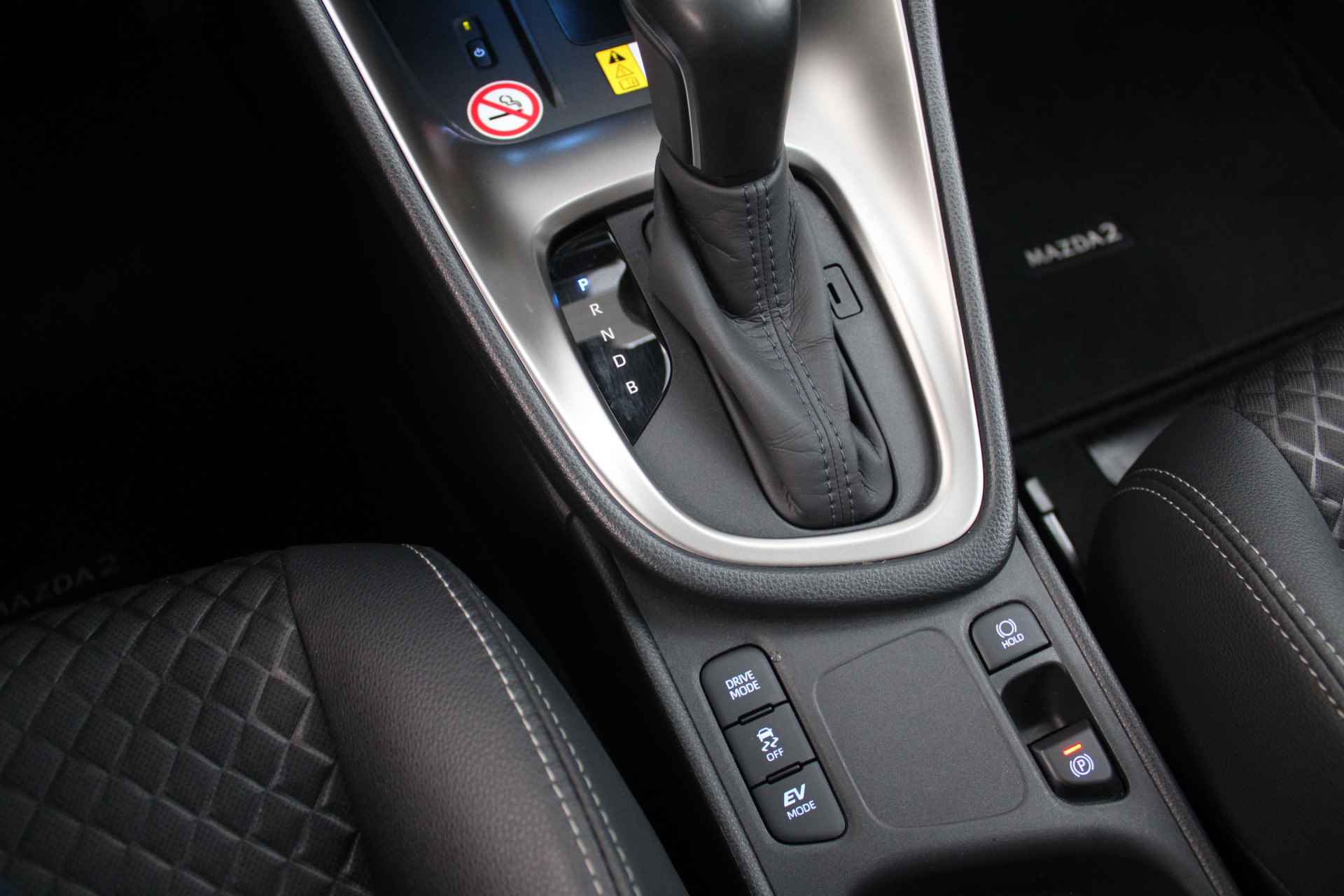 Mazda 2 Hybrid 1.5 Select | Airco | Navi | Cruise | PDC | Head-up display | Camera | - 26/35