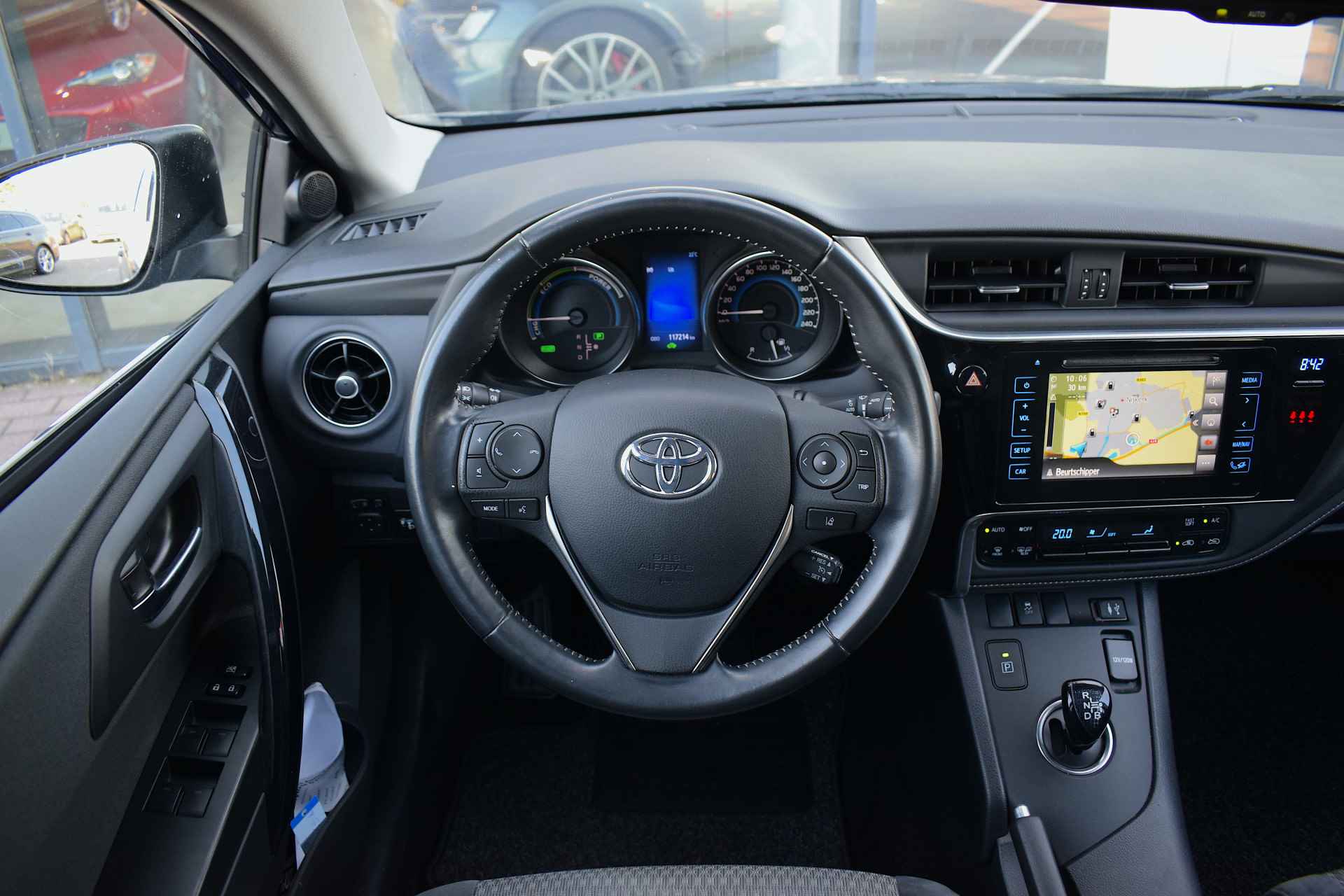 Toyota Auris Touring Sports 1.8 Hybrid Dynamic Go | Camera | Cruise | Navi | Elektr. Ramen - 19/36