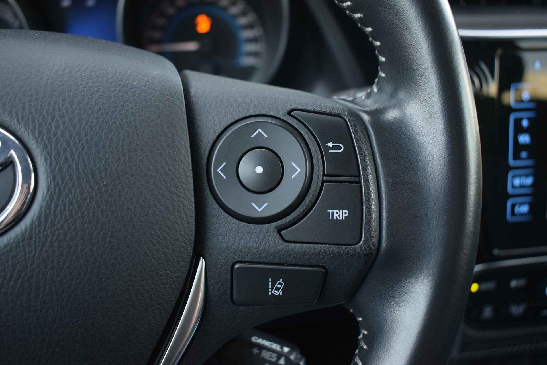 Toyota Auris Touring Sports 1.8 Hybrid Dynamic Go | Camera | Cruise | Navi | Elektr. Ramen - 23/36