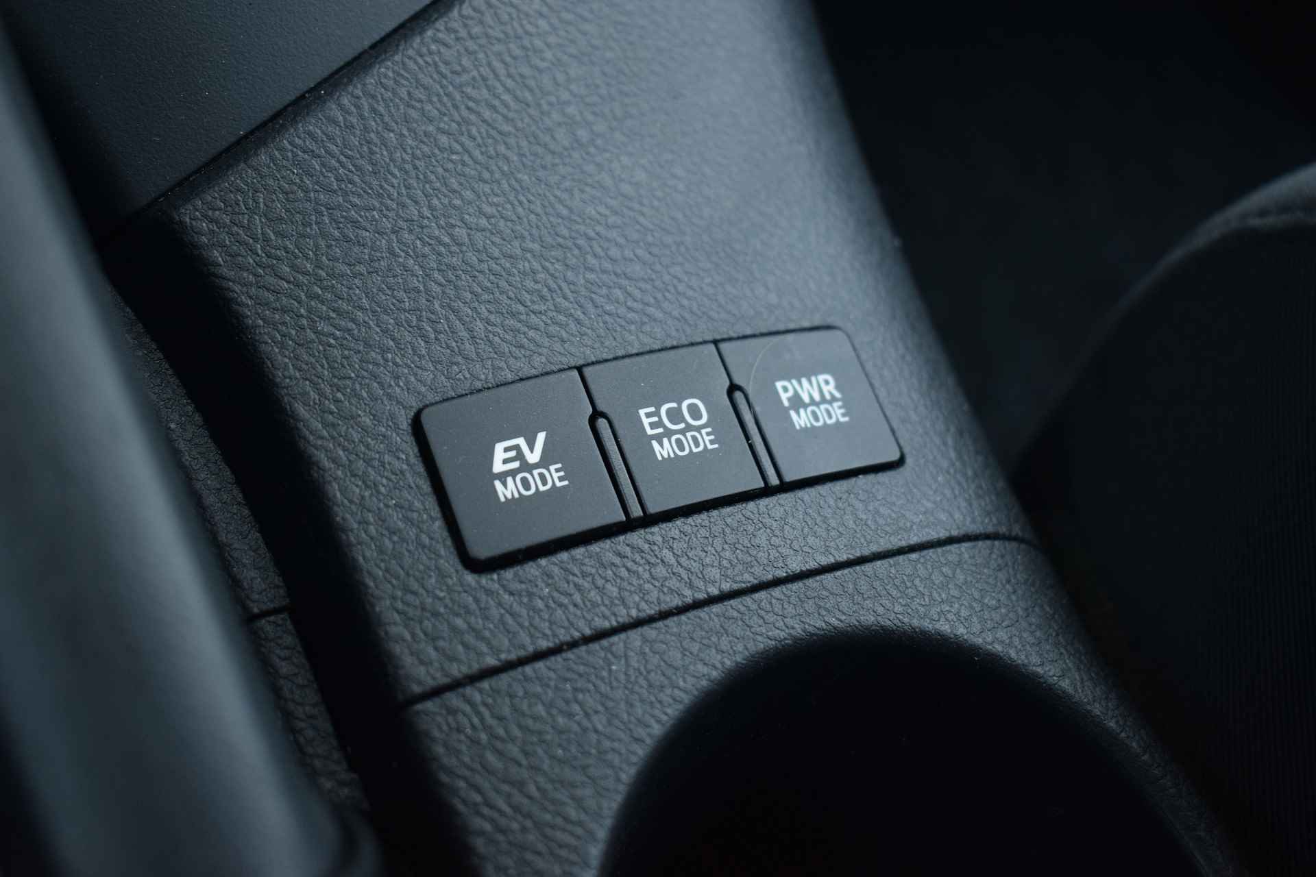 Toyota Auris Touring Sports 1.8 Hybrid Dynamic Go | Camera | Cruise | Navi | Elektr. Ramen - 28/36