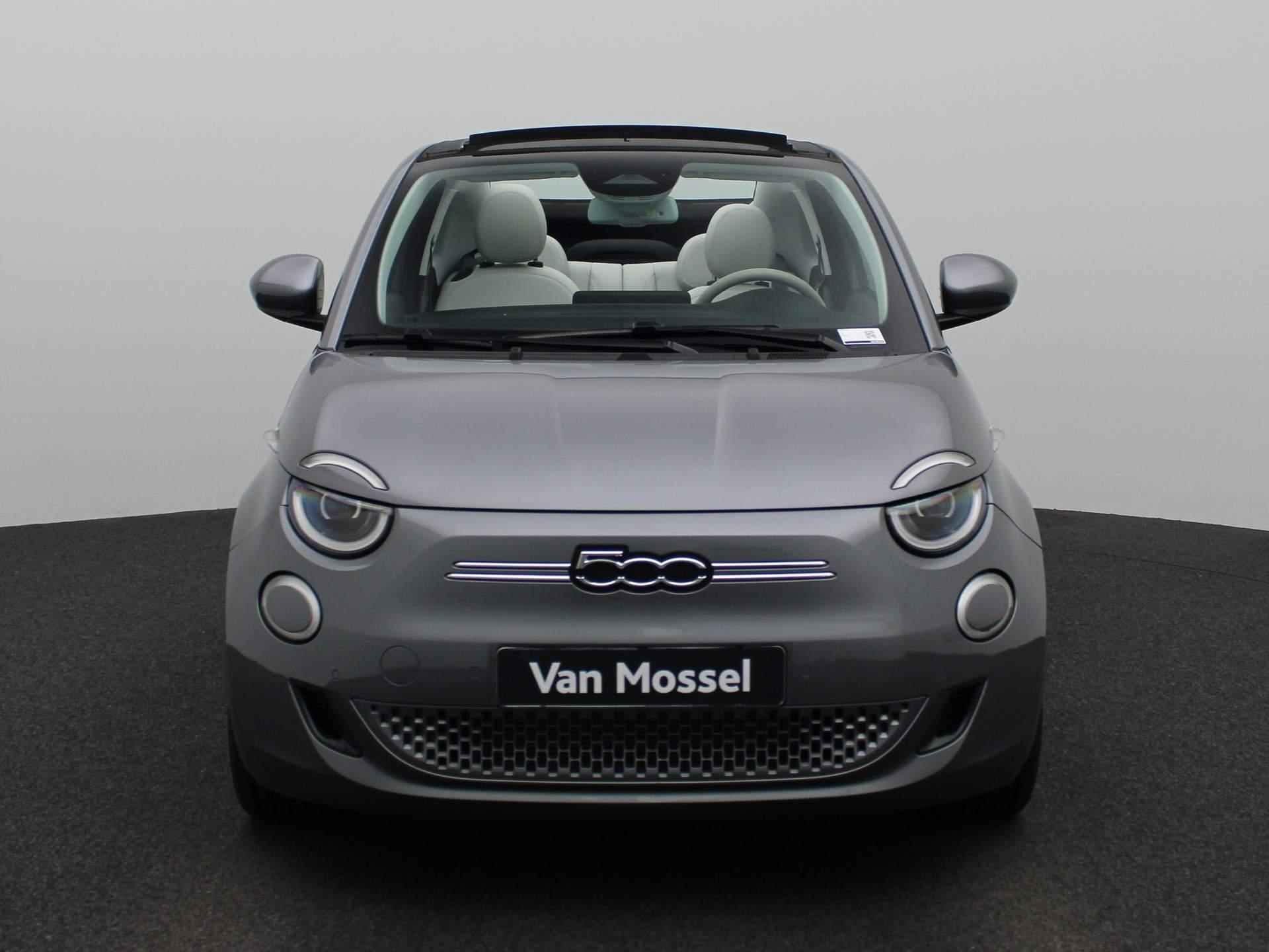 Fiat 500e C La Prima 42 kWh | Lederen bekleding| Navigatie | Apple carplay / Android auto | Parkeer camera | Parkeer sensoren | Lichtmetalen velgen | LED | - 3/37