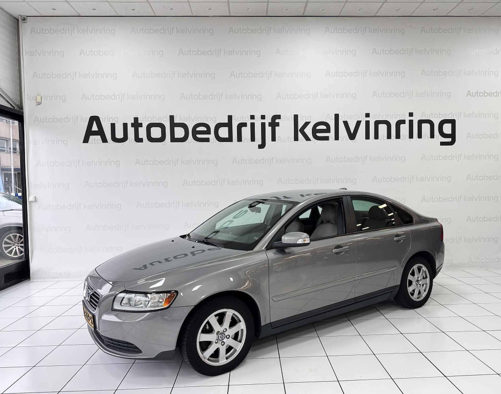 Volvo S40 2.4 - 9/37