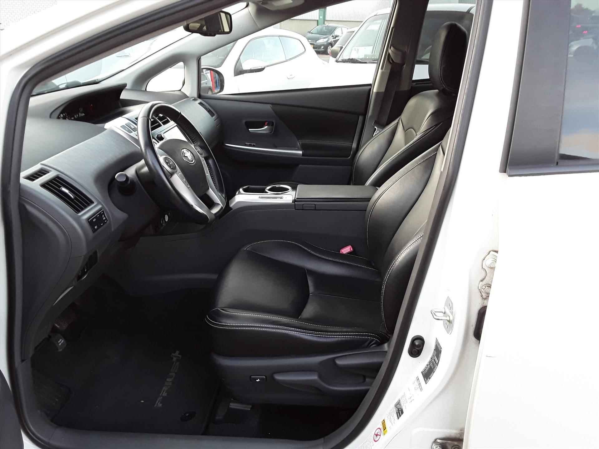 TOYOTA Prius Wagon 1.8 Full Hybrid 136PK Aut 95g Dynamic Busn. 7 pers. - 15/32