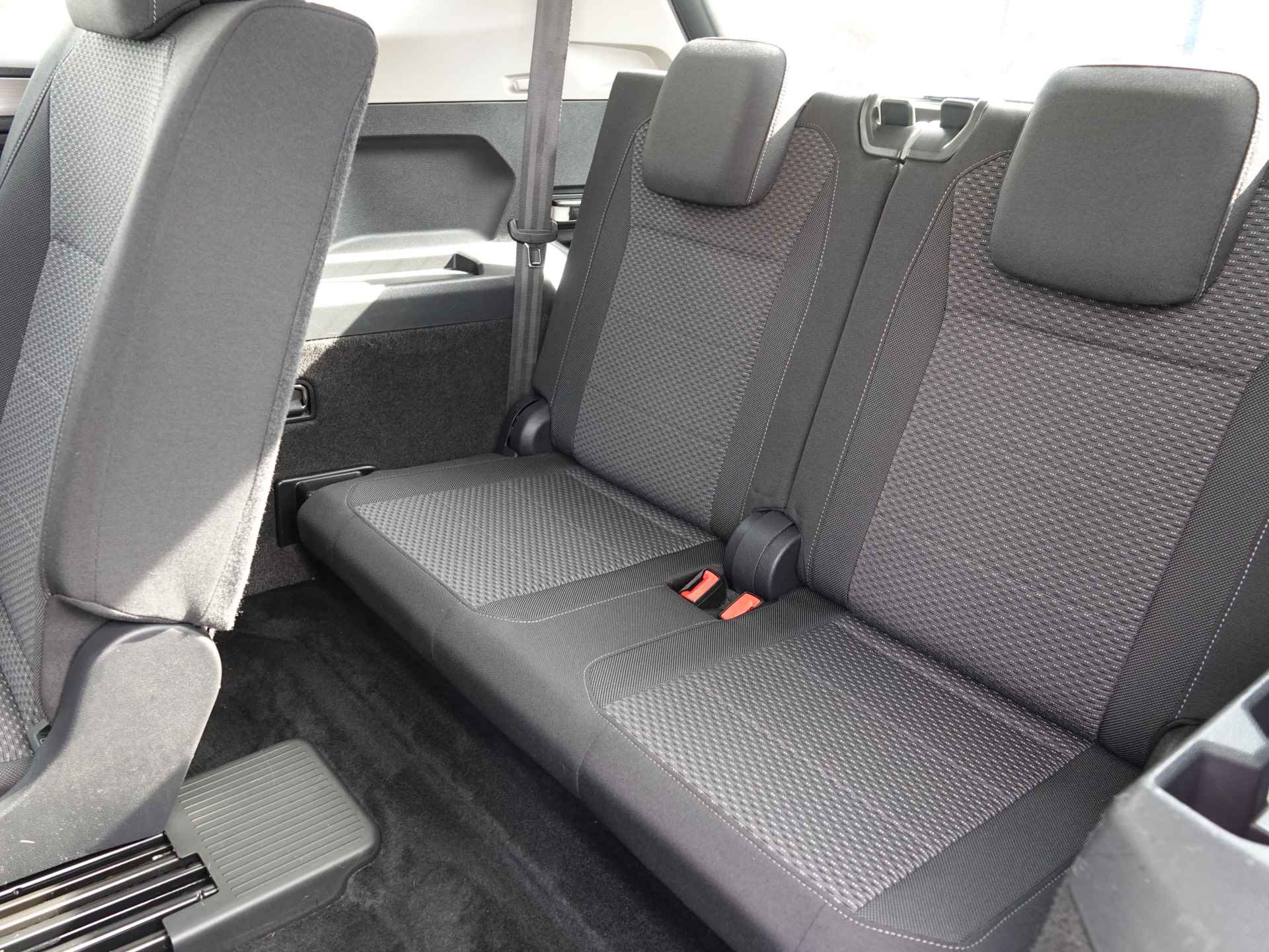 Volkswagen Tiguan Allspace 1.5 TSI AUTOM. Comfortline 7-PERS NAVI | ECC | ADAPT CRUISE | WINTER PAKKET - 10/33