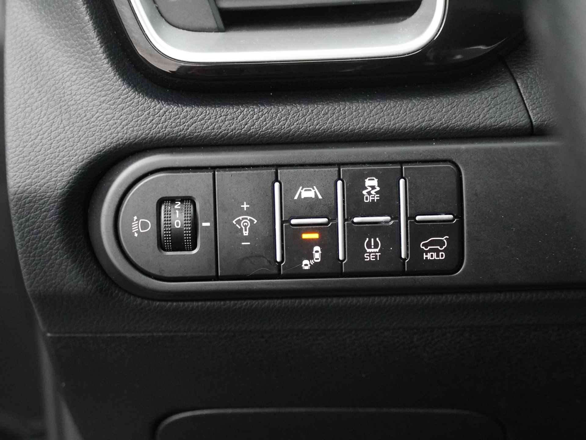 Kia Ceed Sportswagon 1.5 T-GDi GT-Line - Automaat - Panorama Dak - Trekhaak - Apple CarPlay / Android Auto - Adaptieve Cruise Control - Fabrieksgarantie tot 03-2029 - 21/39