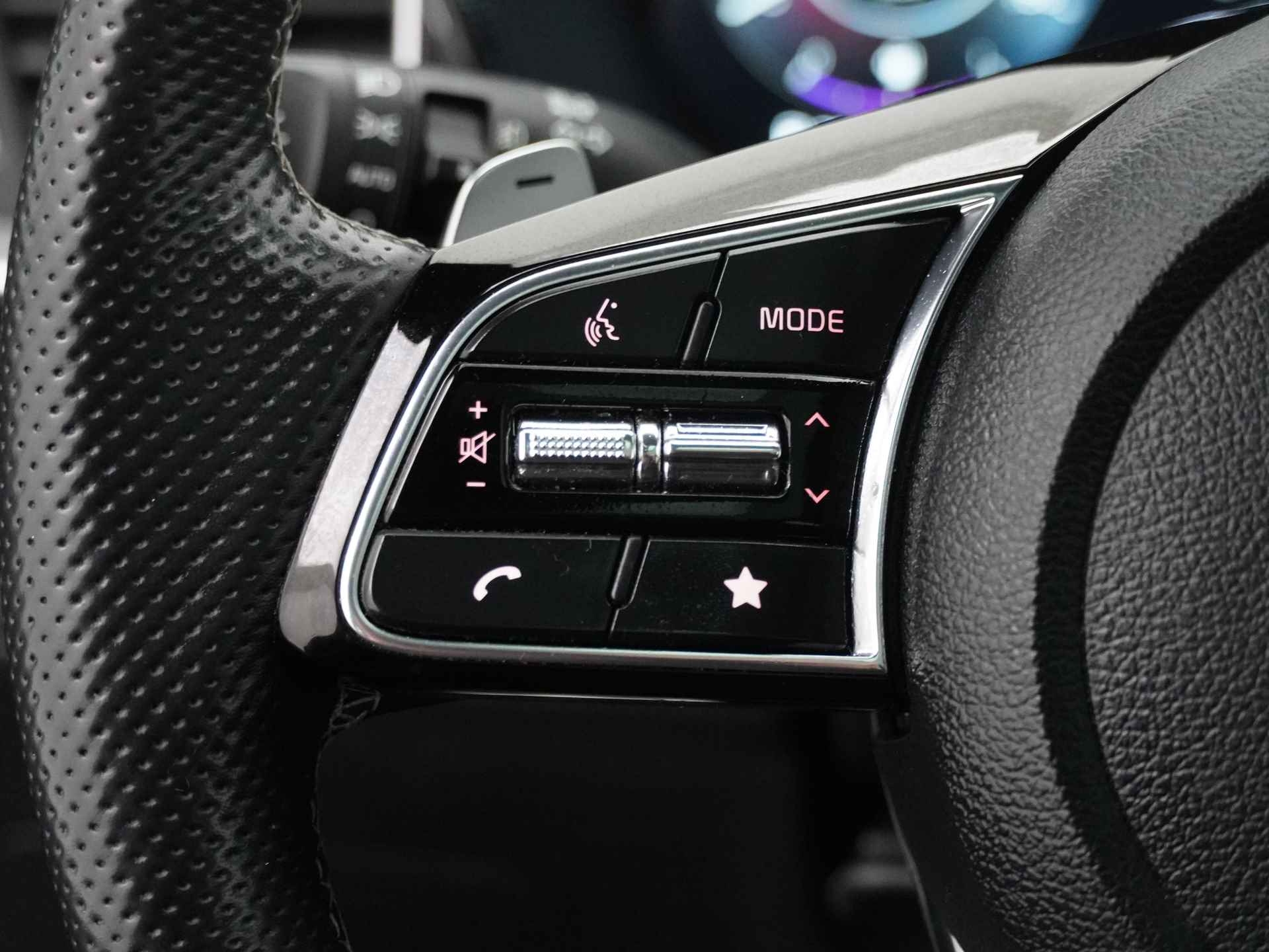 Kia Ceed Sportswagon 1.5 T-GDi GT-Line - Automaat - Panorama Dak - Trekhaak - Apple CarPlay / Android Auto - Adaptieve Cruise Control - Fabrieksgarantie tot 03-2029 - 23/39