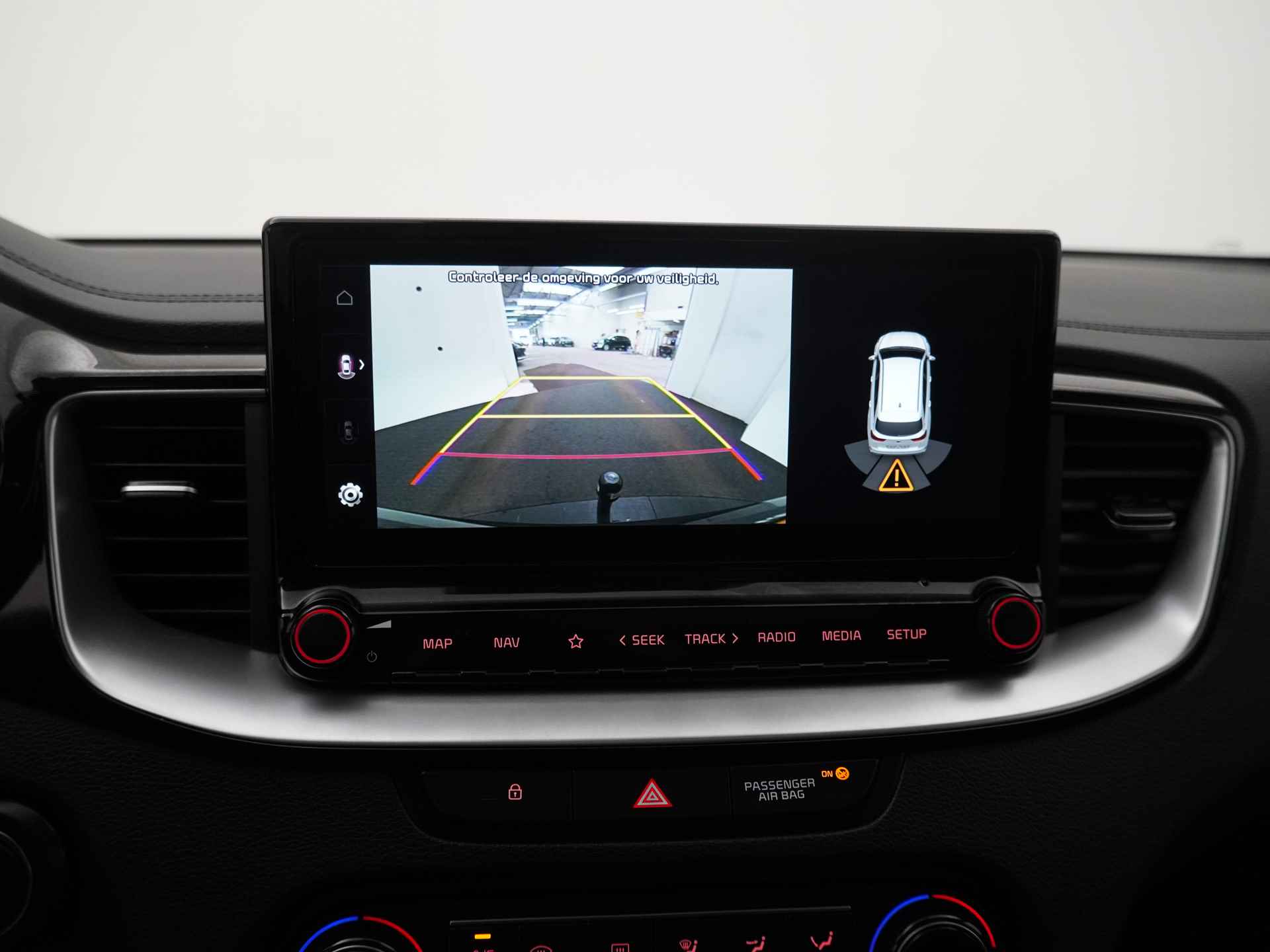 Kia Ceed Sportswagon 1.5 T-GDi GT-Line - Automaat - Panorama Dak - Trekhaak - Apple CarPlay / Android Auto - Adaptieve Cruise Control - Fabrieksgarantie tot 03-2029 - 28/39