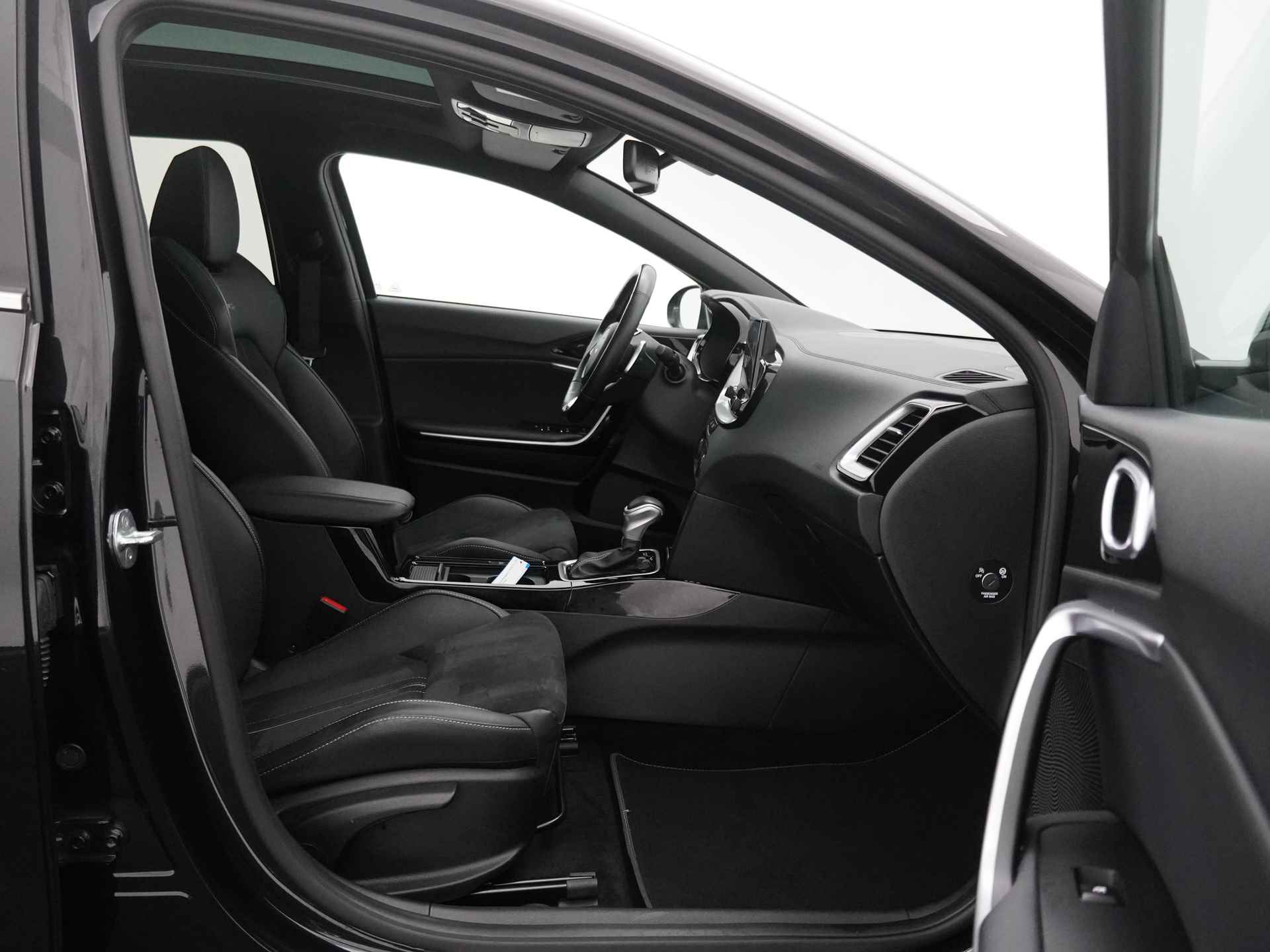 Kia Ceed Sportswagon 1.5 T-GDi GT-Line - Automaat - Panorama Dak - Trekhaak - Apple CarPlay / Android Auto - Adaptieve Cruise Control - Fabrieksgarantie tot 03-2029 - 36/39