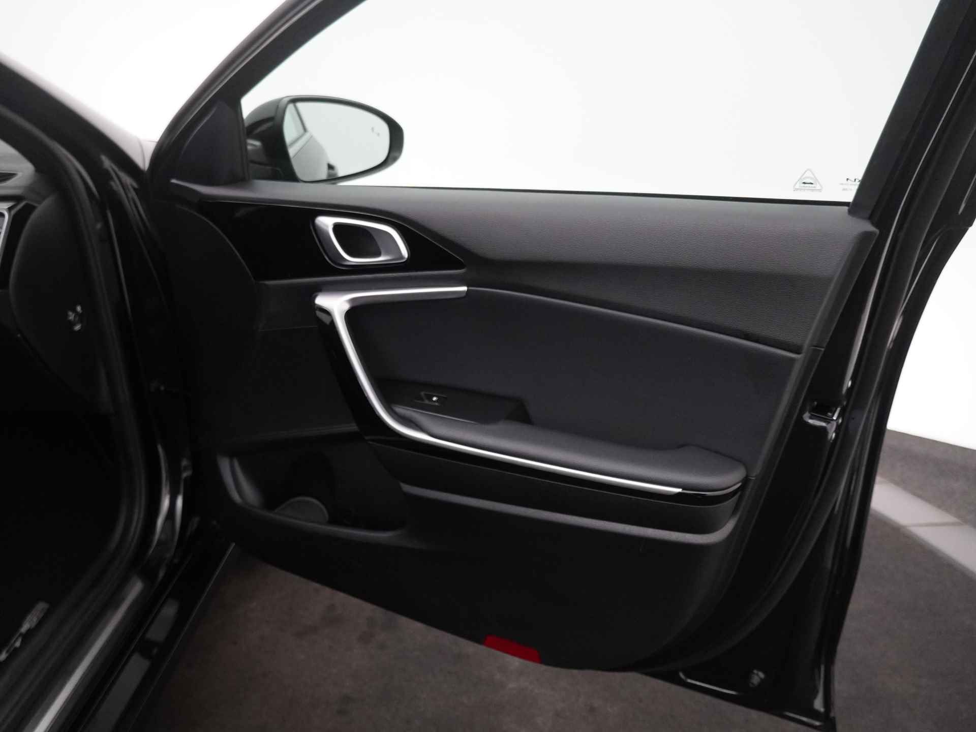 Kia Ceed Sportswagon 1.5 T-GDi GT-Line - Automaat - Panorama Dak - Trekhaak - Apple CarPlay / Android Auto - Adaptieve Cruise Control - Fabrieksgarantie tot 03-2029 - 39/39