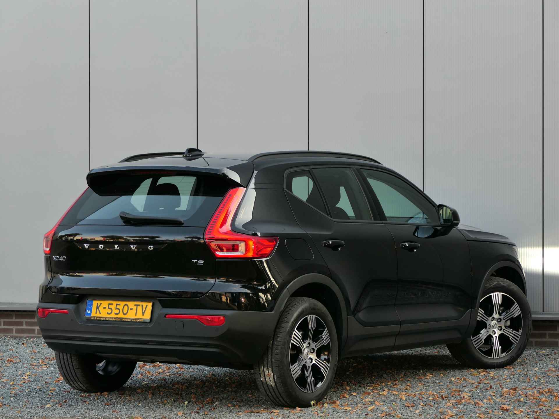 Volvo XC40 T2 Momentum Core 12 MND garantie Navi / DAB+ / Apple CarPlay / Climate Control - 3/20