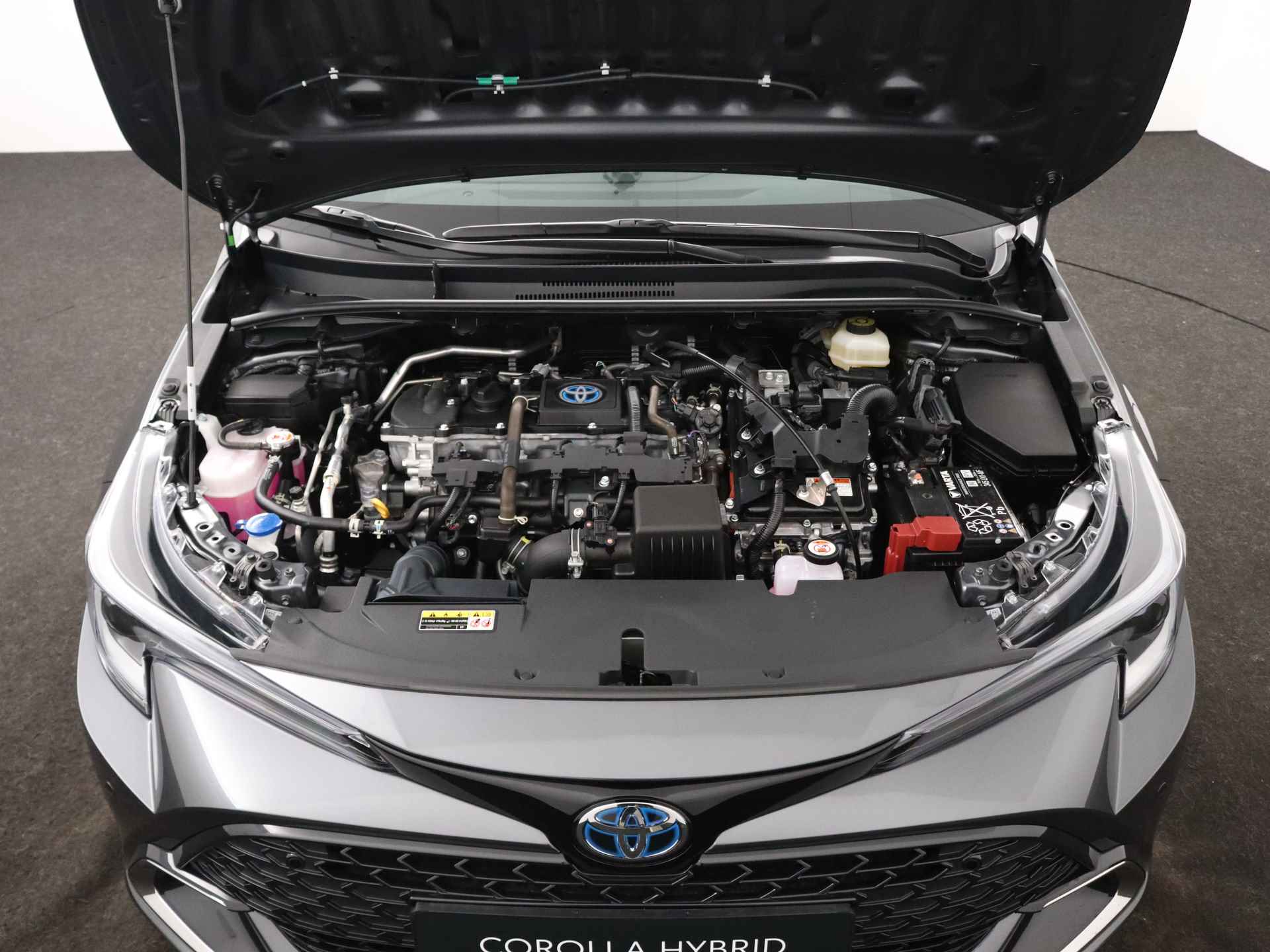 Toyota Corolla Touring Sports 1.8 Hybrid First Edition Demo - 37/41