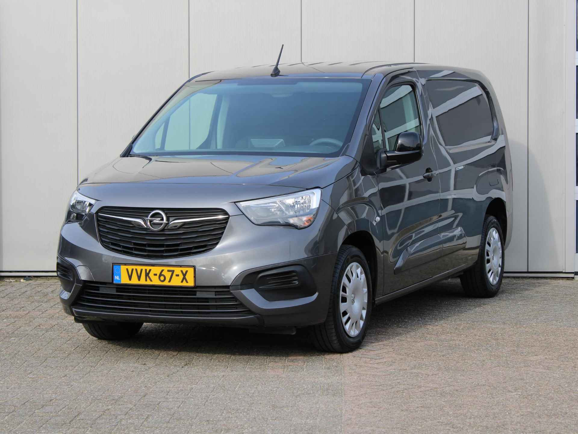 Opel Combo 1.5D L2H1 Standaard | Navi / Camera / Trekhaak - 6/24