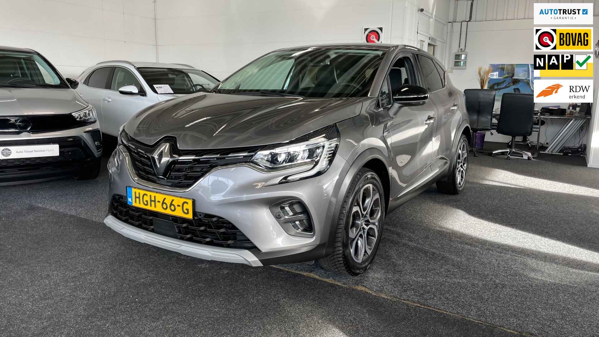 Renault CAPTUR 1.3 TCe Intens 140 Pk, Automaat, Nav, Cruise, Camera, Climate, Led, 18".