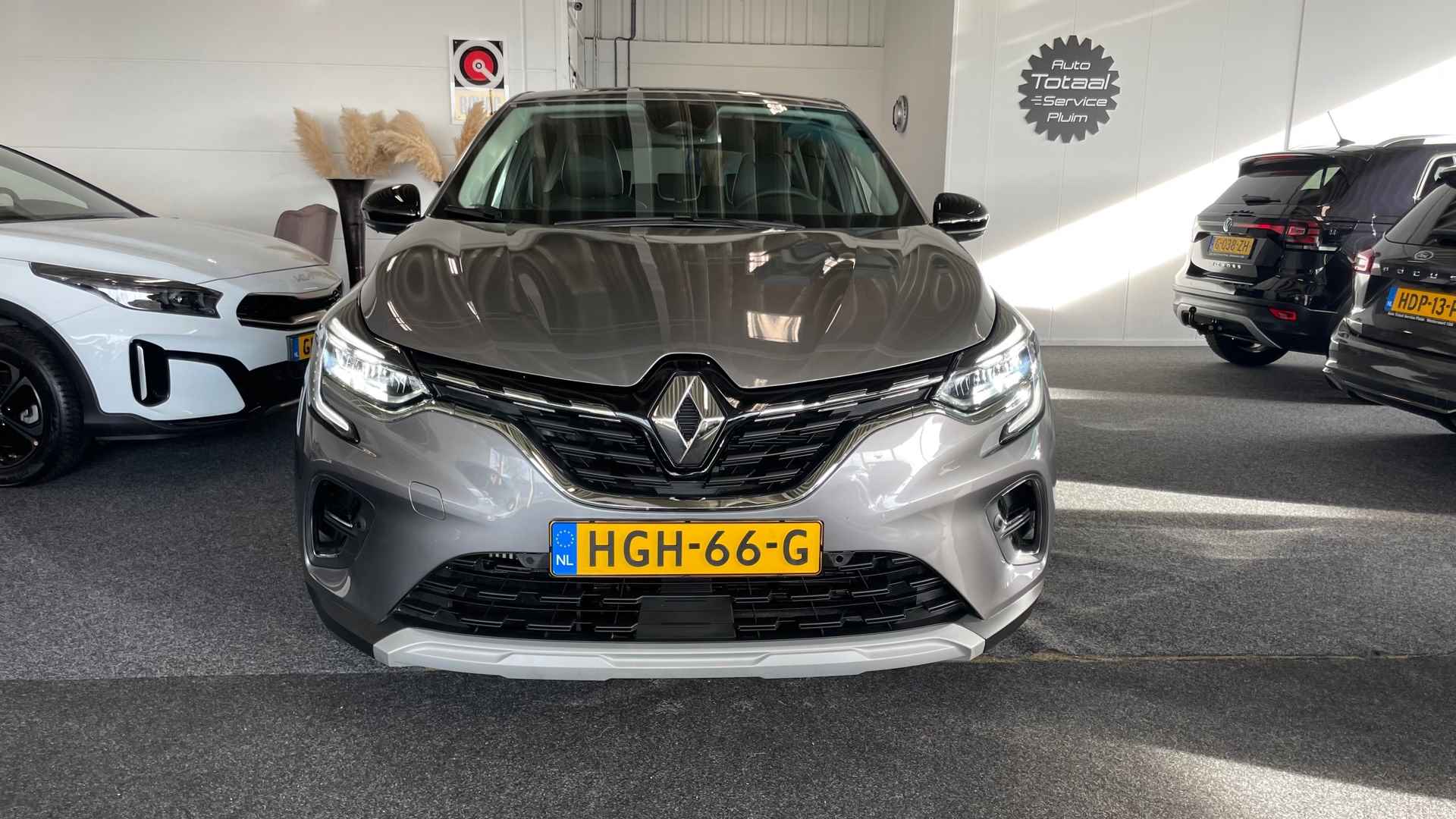 Renault CAPTUR 1.3 TCe Intens 140 Pk, Automaat, Nav, Cruise, Camera, Climate, Led, 18". - 2/30