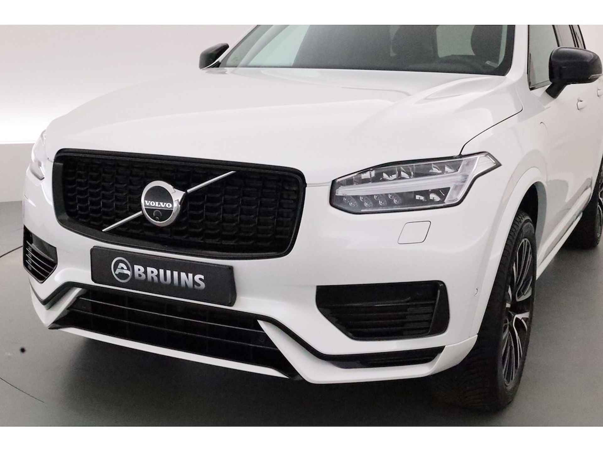 Volvo XC90 2.0 T8 Plus Dark, Trekhaak, Pano-dak, 360 camera, Nieuwprijs €101.770,- - 2/34