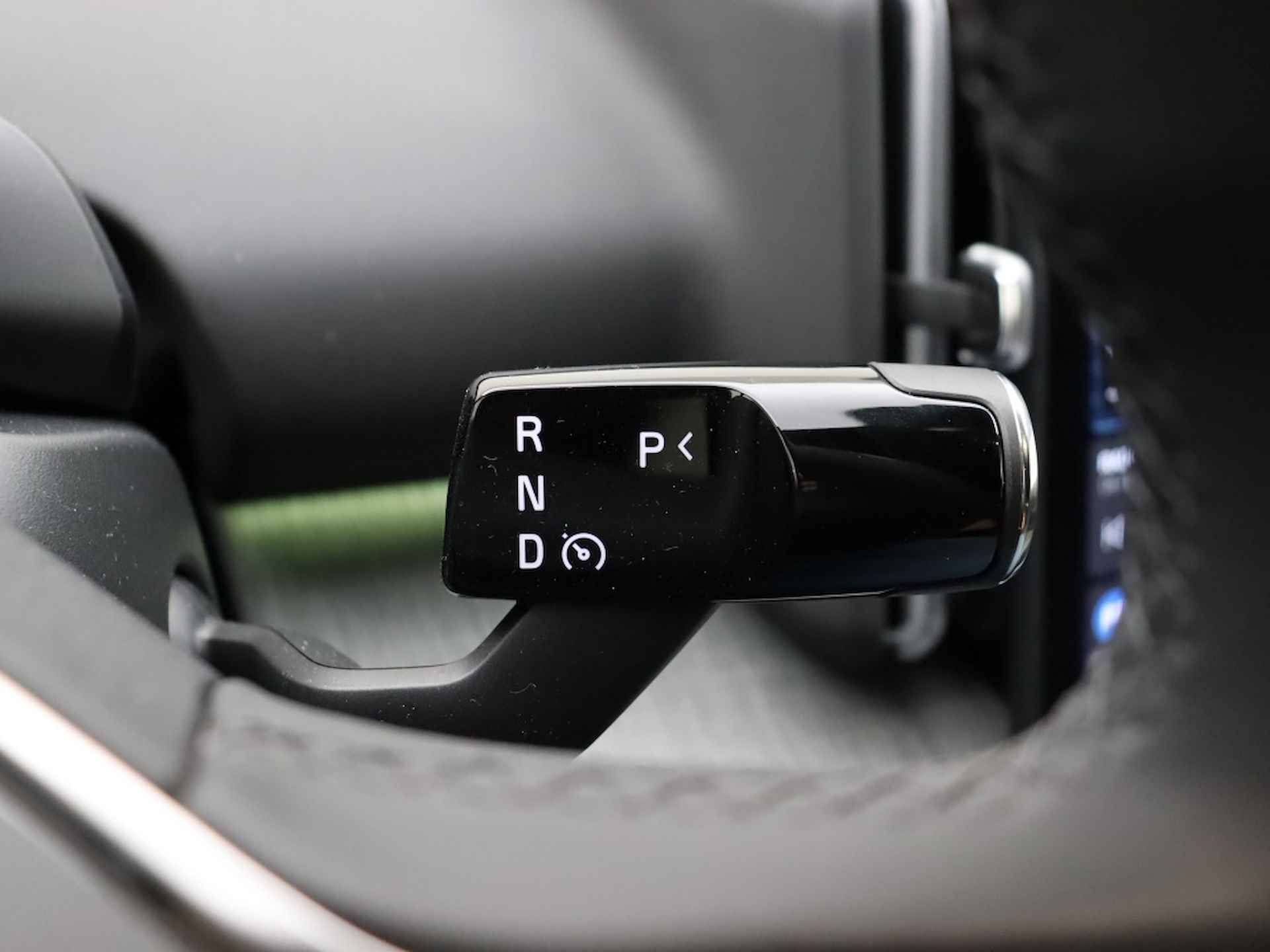 Volvo EX30 EXTENDED RANGE (SINGLE) PLUS GLOSSY BLACK DELEN HARMAN KARDON AC - 14/34