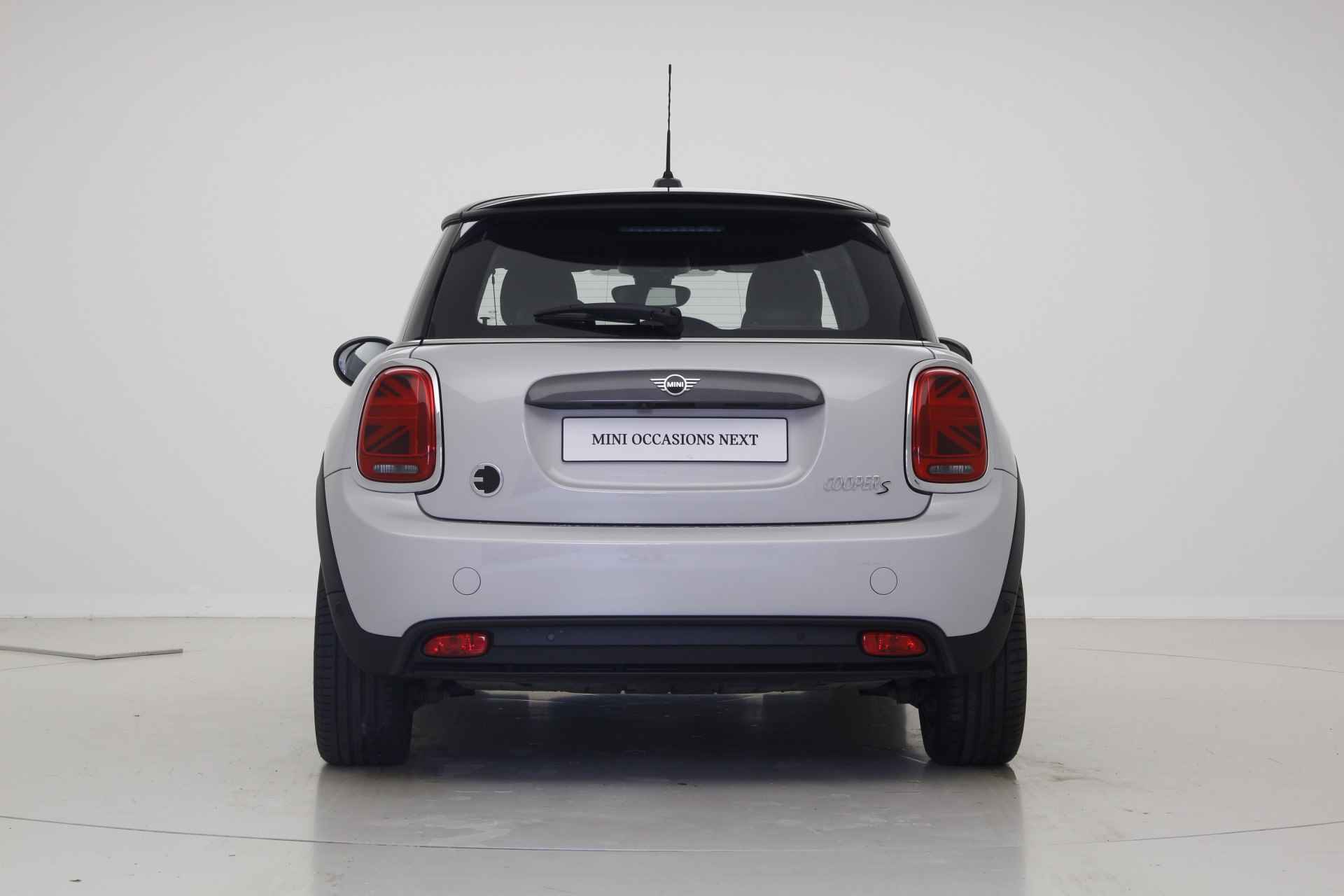 MINI 3-deurs Electric Cooper S | Camera | Snellader | Comfort Acces | Subsidie mogelijk - 4/34