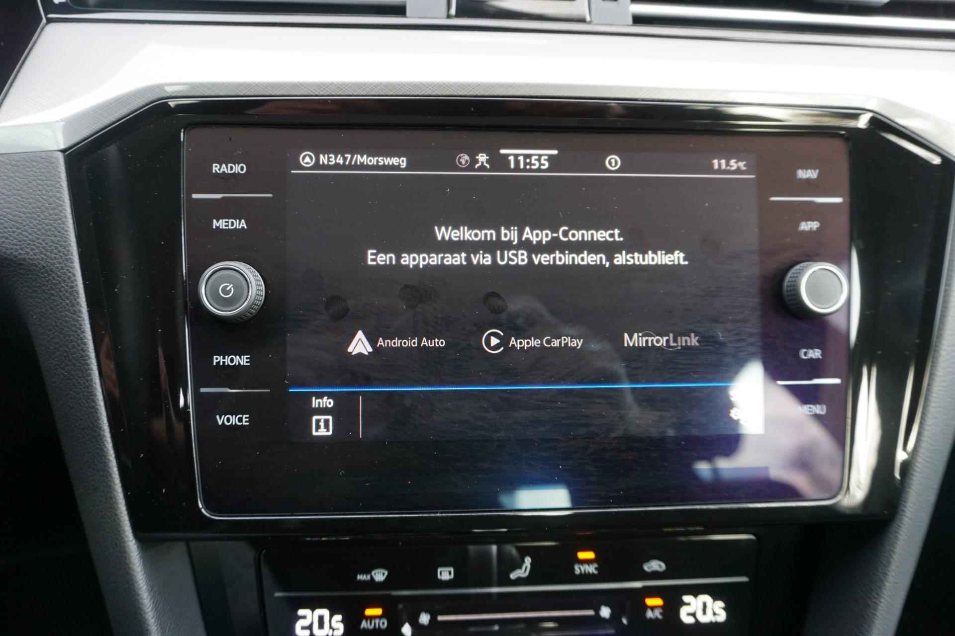 Volkswagen Passat 1.5 TSI 150pk Business | Navigatie | Climatronic | Ergonomische bestuurdersstoel - 31/41