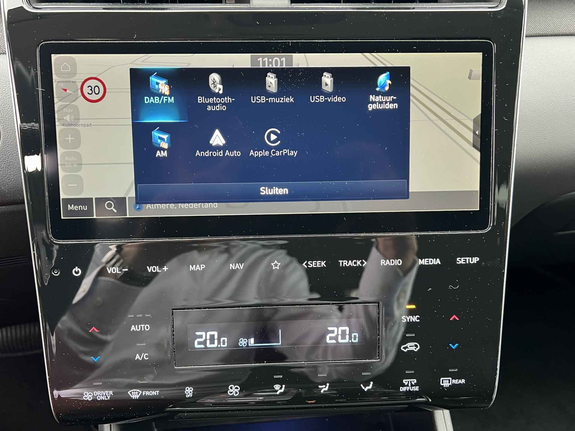 Hyundai Tucson 1.6 T-GDI PHEV 265pk Comfort Smart Automaat | Climata | Camera | Carplay | Keyless | Navigatie | Full - Led | Elek. Klep | Winte - 27/30