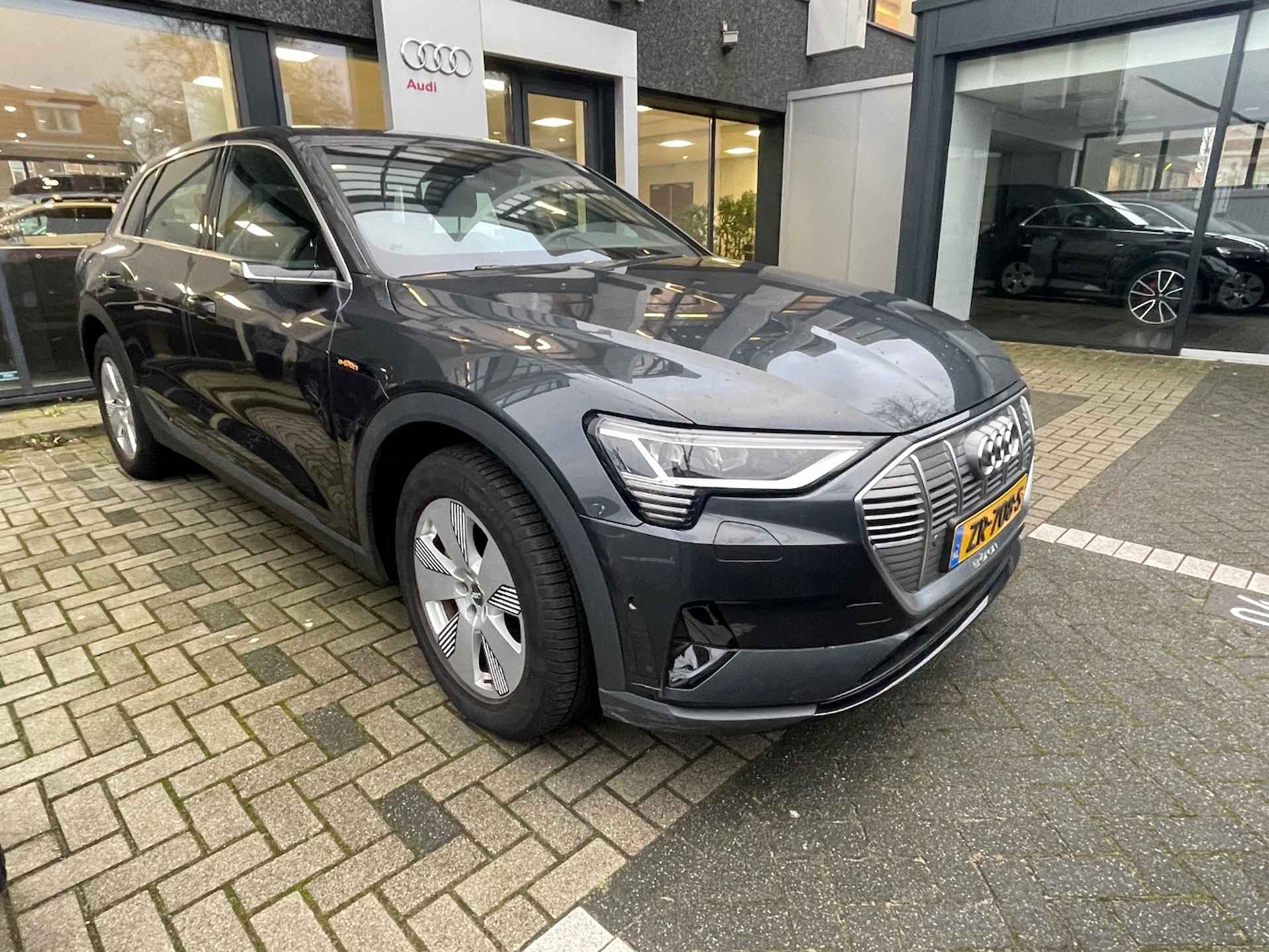 Audi e-tron 55 quattro advanced Pro Line Plus 95 kWh | NL-Auto! | 1e Eigenaar! | Panodak | El. Achterklep | Leder/Alcantara | Adaptive Cruis - 2/8