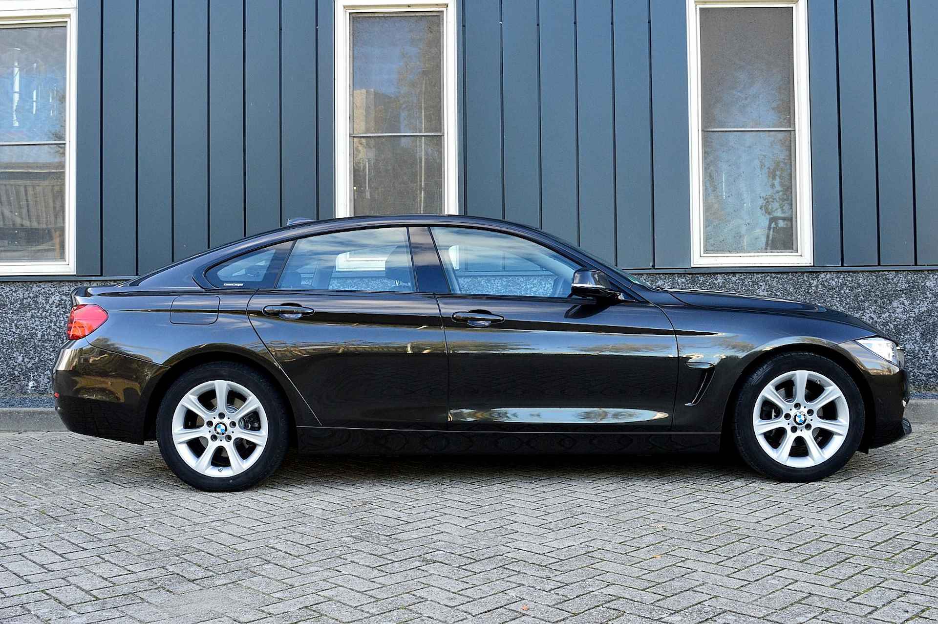 BMW 4 Serie Gran Coupé 420i Centennial Executive Rijklaarprijs-Garantie Navigatie Airco Xenon Led 1e Eigenaar - 6/33