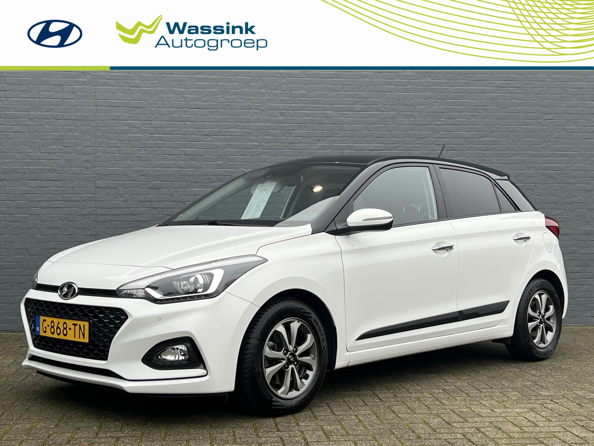 HYUNDAI I20 1.0 T-GDI Blue 100PK Premium | Navigatie | Camera | Cruise Control | Trekhaak | NL-auto Dealer onderhouden | 1e Eigenaar