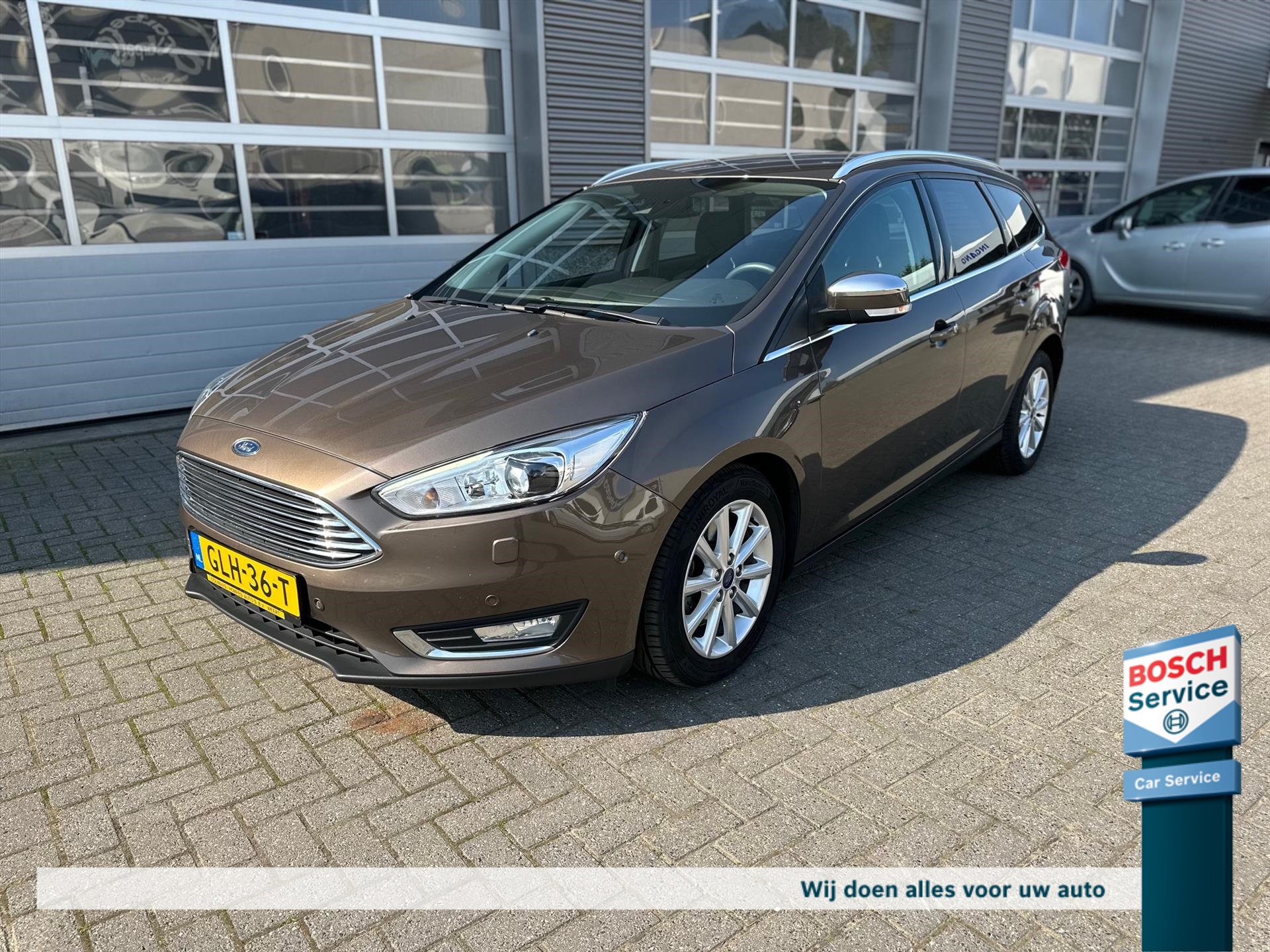 FORD Focus 1.5 EcoBoost 150pk 4 CIL. AUTOMAAT 1500 kg trekgewicht Titanium Edition