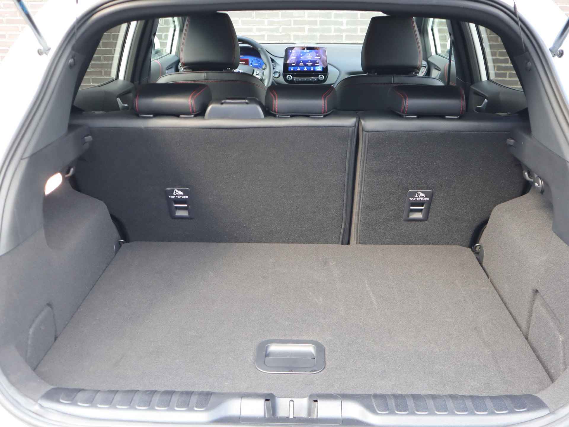 Ford Puma 1.0 EcoBoost Hybrid ST-Line X 125pk automaat | Stoel- stuur en voorruitverwarming | All season banden | B&O | Navigatie | Achteruit rij camera - 37/45