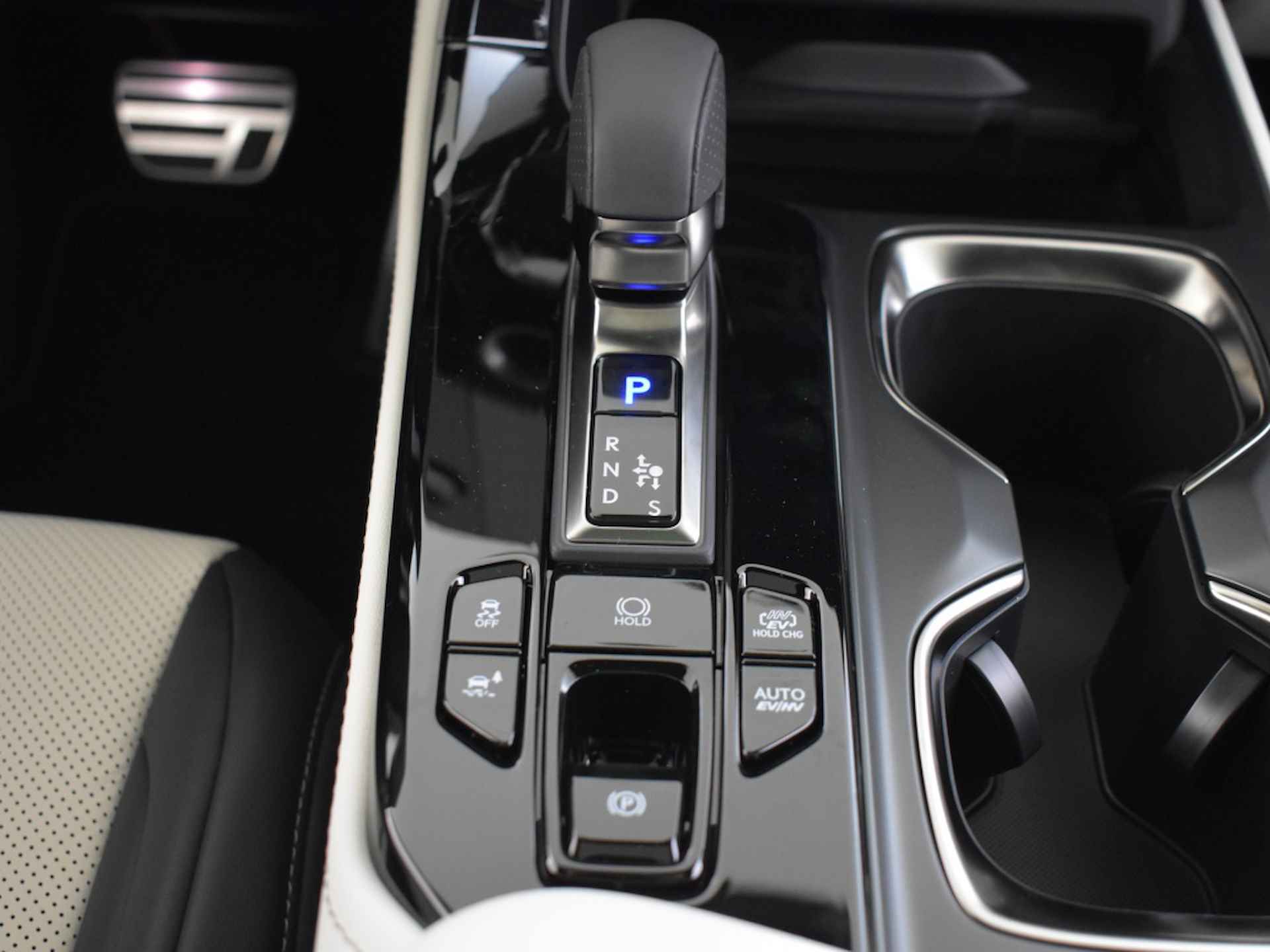 Lexus NX 450h+ AWD PLUG-IN F Sport Line | Open dak | Direct leverbaar - 32/41