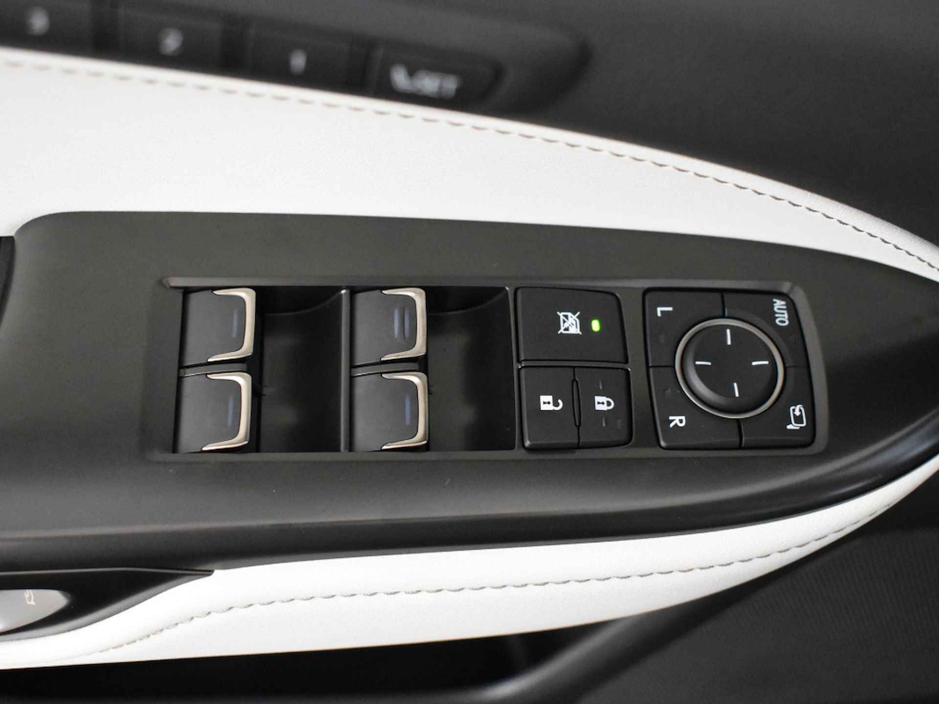 Lexus NX 450h+ AWD PLUG-IN F Sport Line | Open dak | Direct leverbaar - 35/41