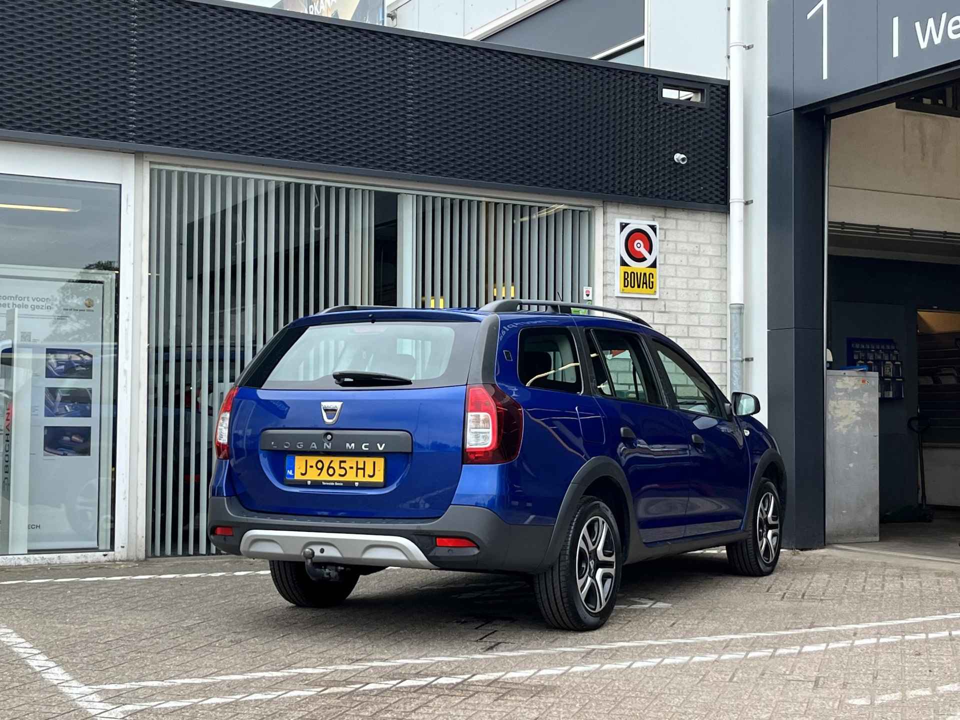 Dacia Logan MCV 1.0 TCe 100 Bi-Fuel Stepway 15th Anniv. UNIEK!, NL-Auto, Trekhaak, Navigatie, Cruise Control, Climate Controle, Parkeersensoren, Camera - 26/30