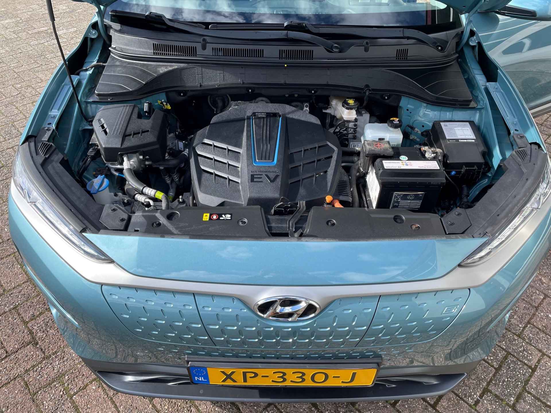 Hyundai KONA EV Premium 64 kWh/204pk/ Accu 99%/ Warmtepomp/Adaptive - 48/50