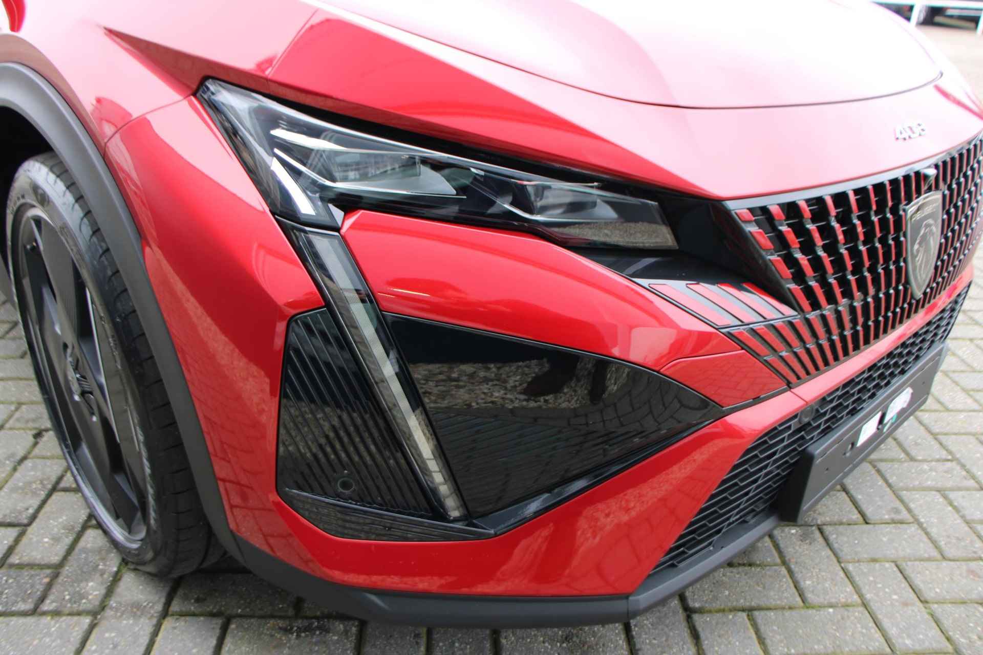 Peugeot 408 GT Hybrid 225pk Automaat | Panoramisch schuifdak | HiFi Audio | Stoelverwarming | Massagestoelen } Voorraad - 26/39