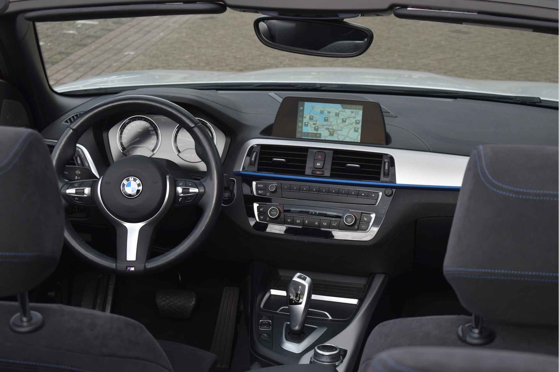 BMW 2 Serie Cabrio 218i High Executive M-Sport | Keyless | Harman/Kardon | DAB | Stoelverw | M-Stoelen | Full LED | LM-Velgen - 41/70